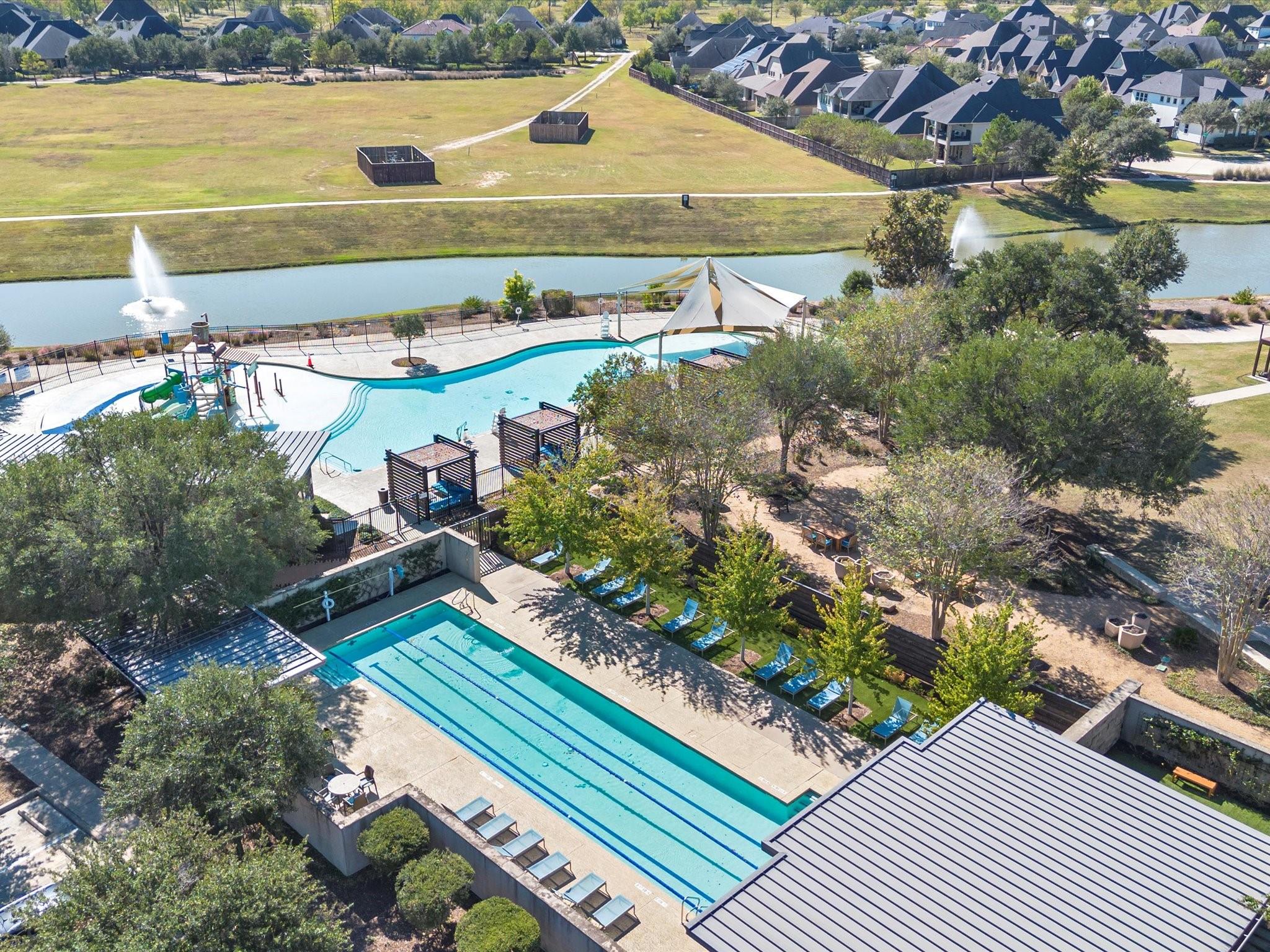 3103 Honeysuckle Way