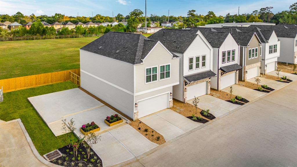 413 Stonework Landing Lane