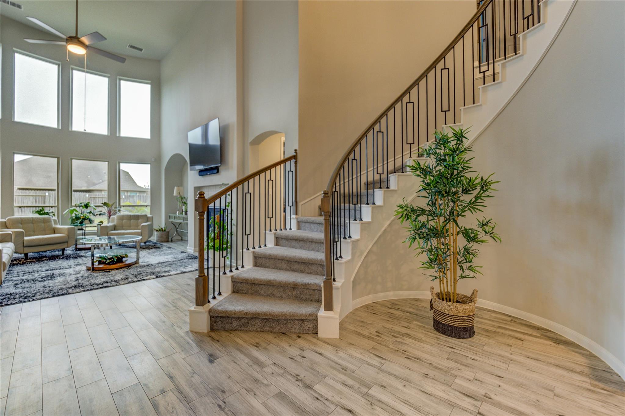 2727 Camellia Avenue