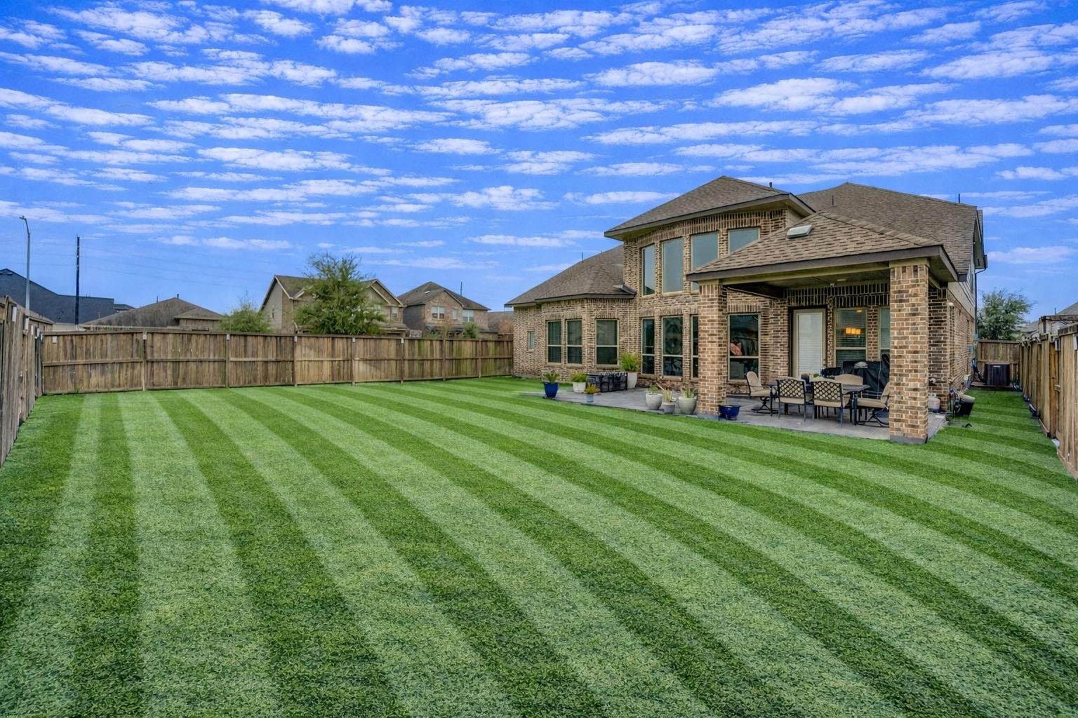 2727 Camellia Avenue