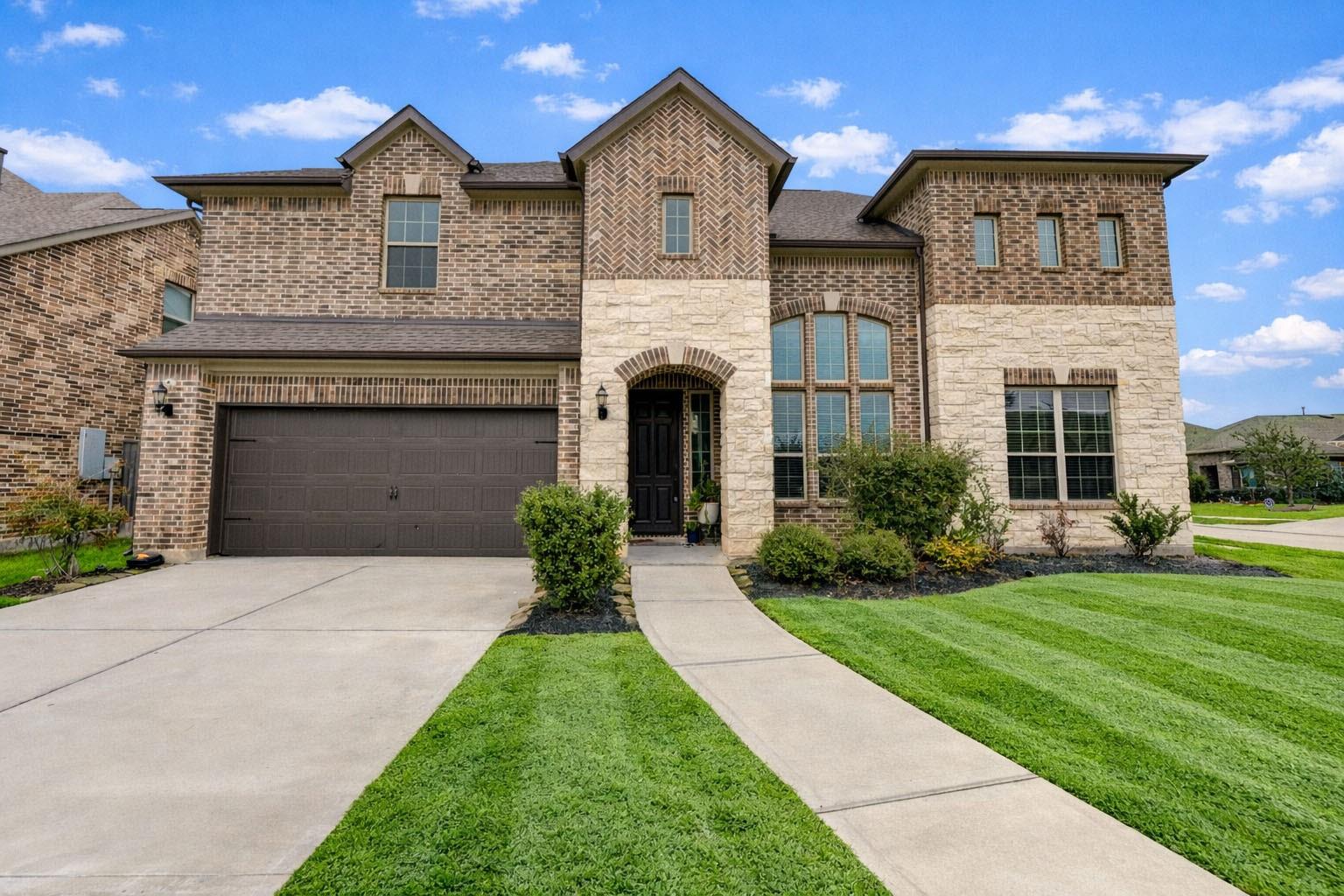 2727 Camellia Avenue