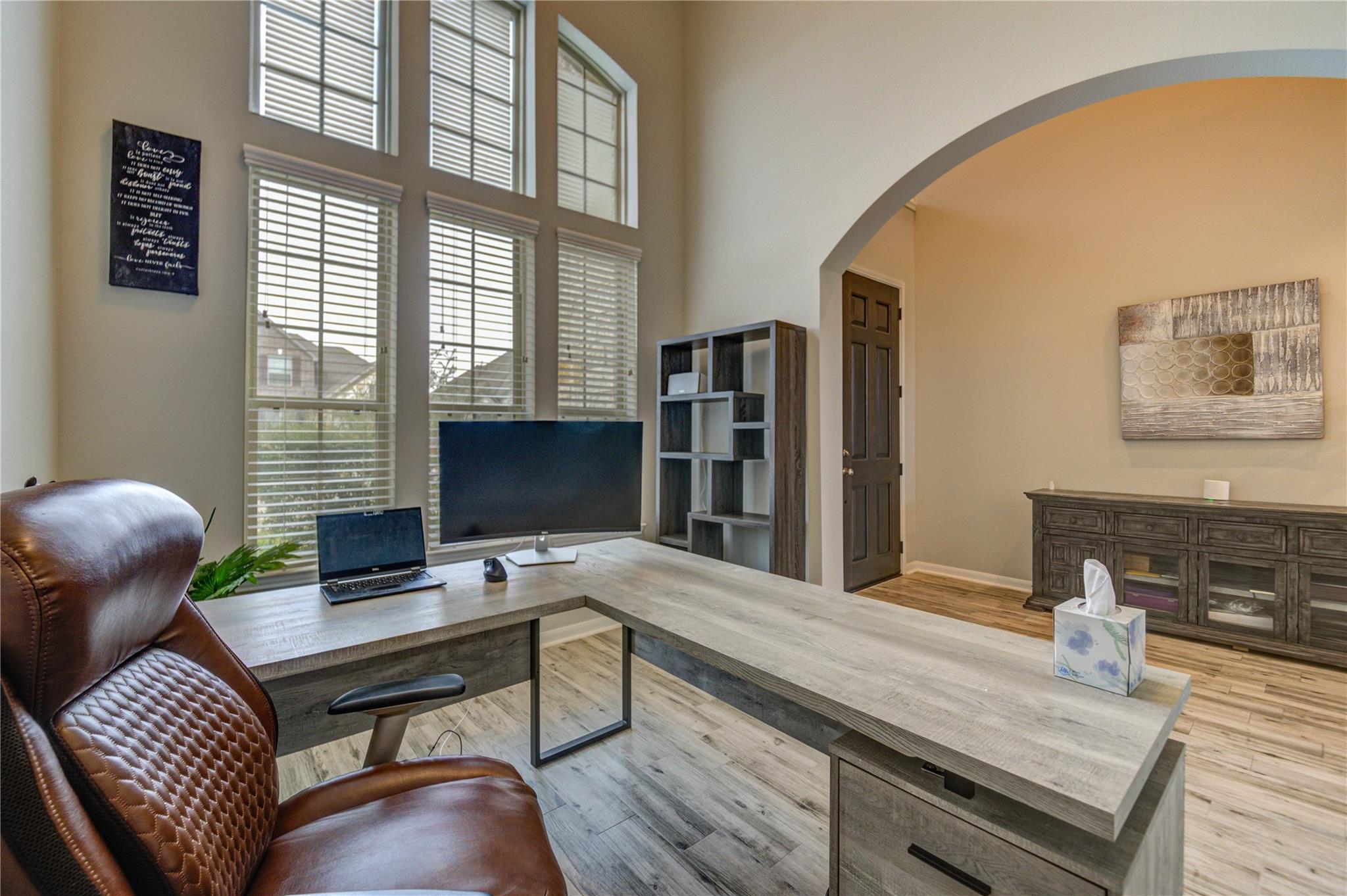 2727 Camellia Avenue