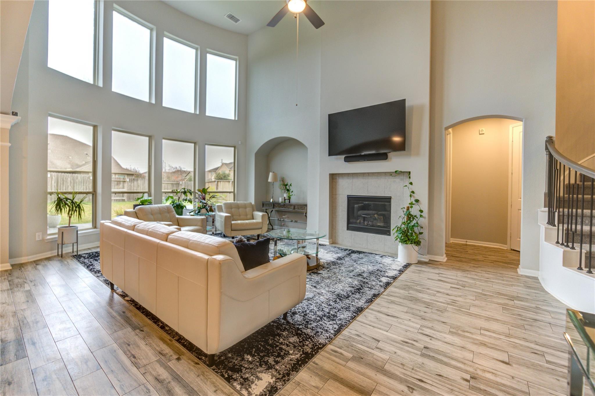 2727 Camellia Avenue