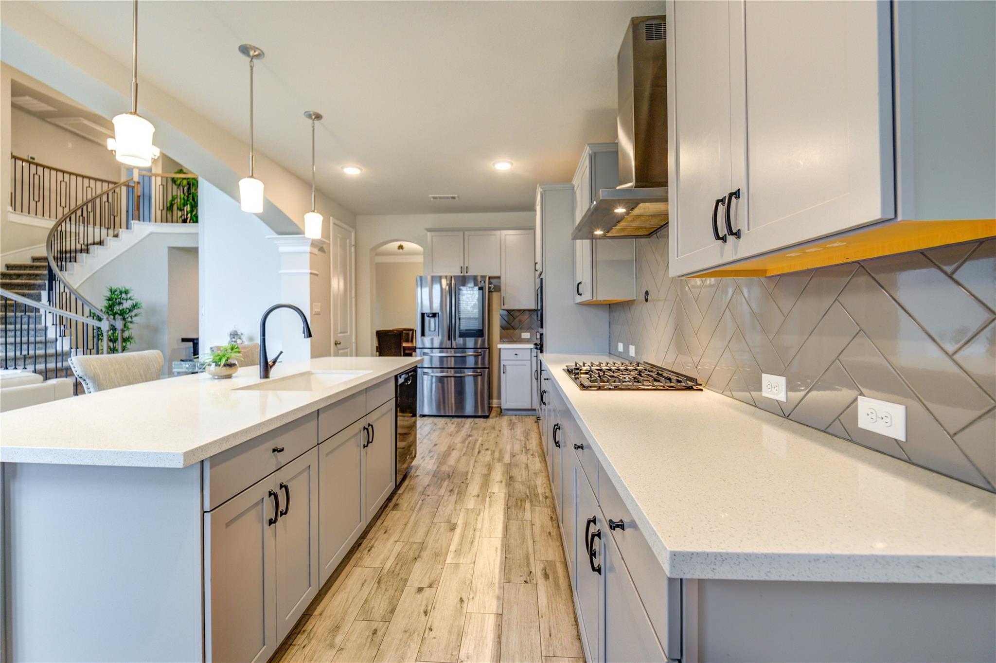 2727 Camellia Avenue