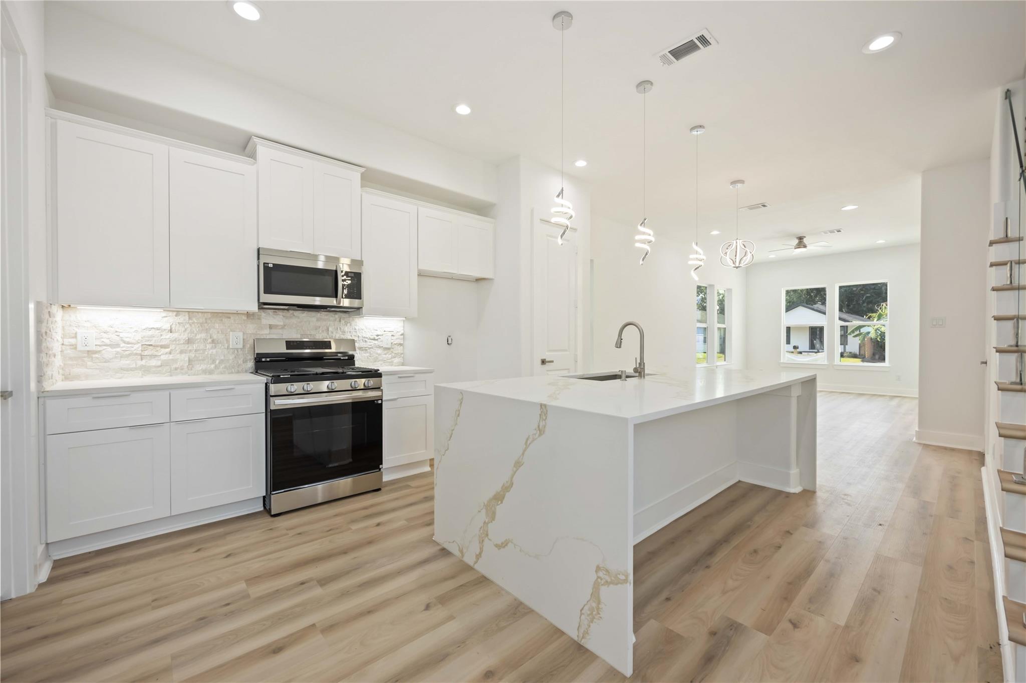 7803 Avenue E Street, Houston