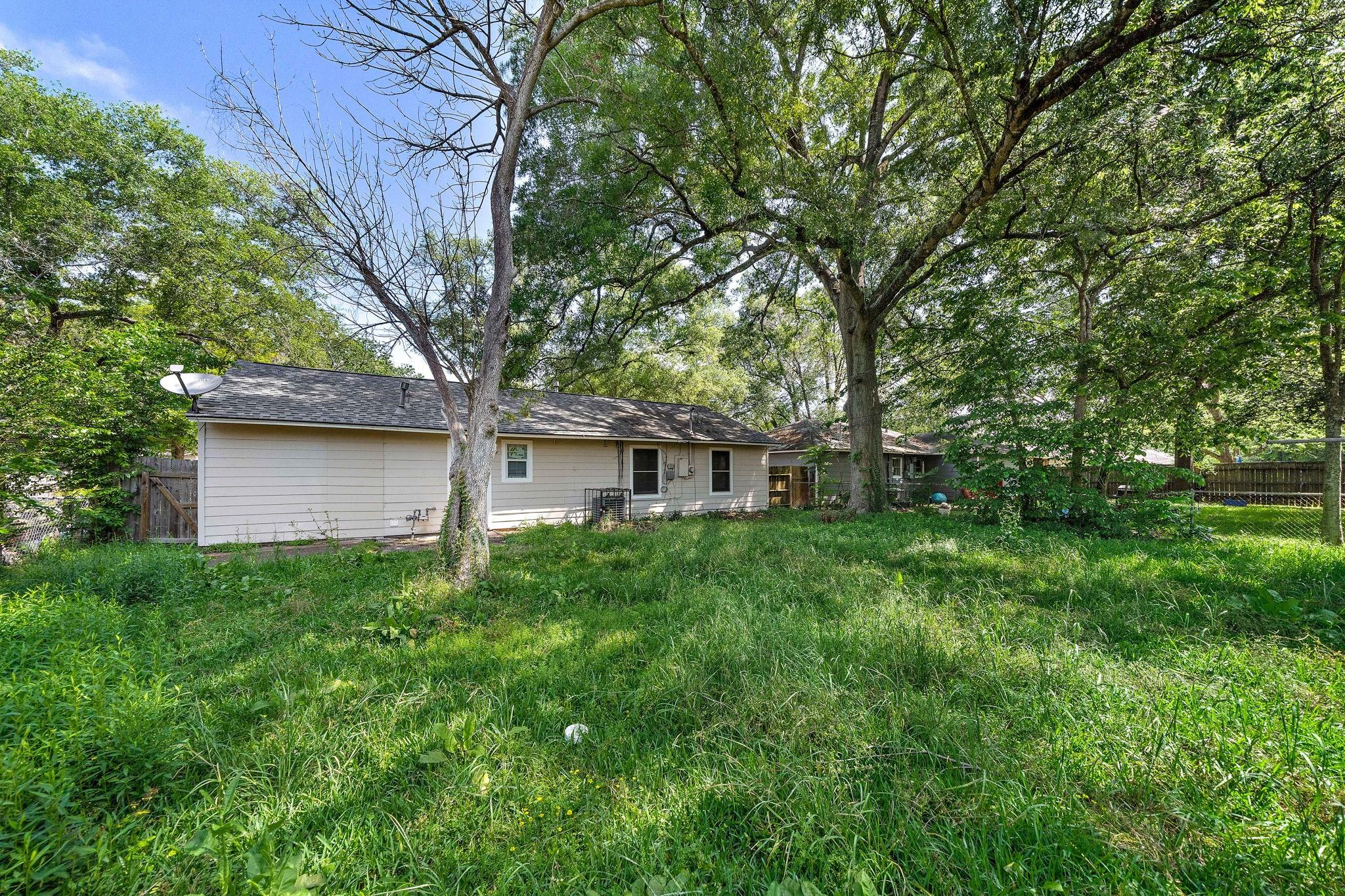 5814 Westover Street