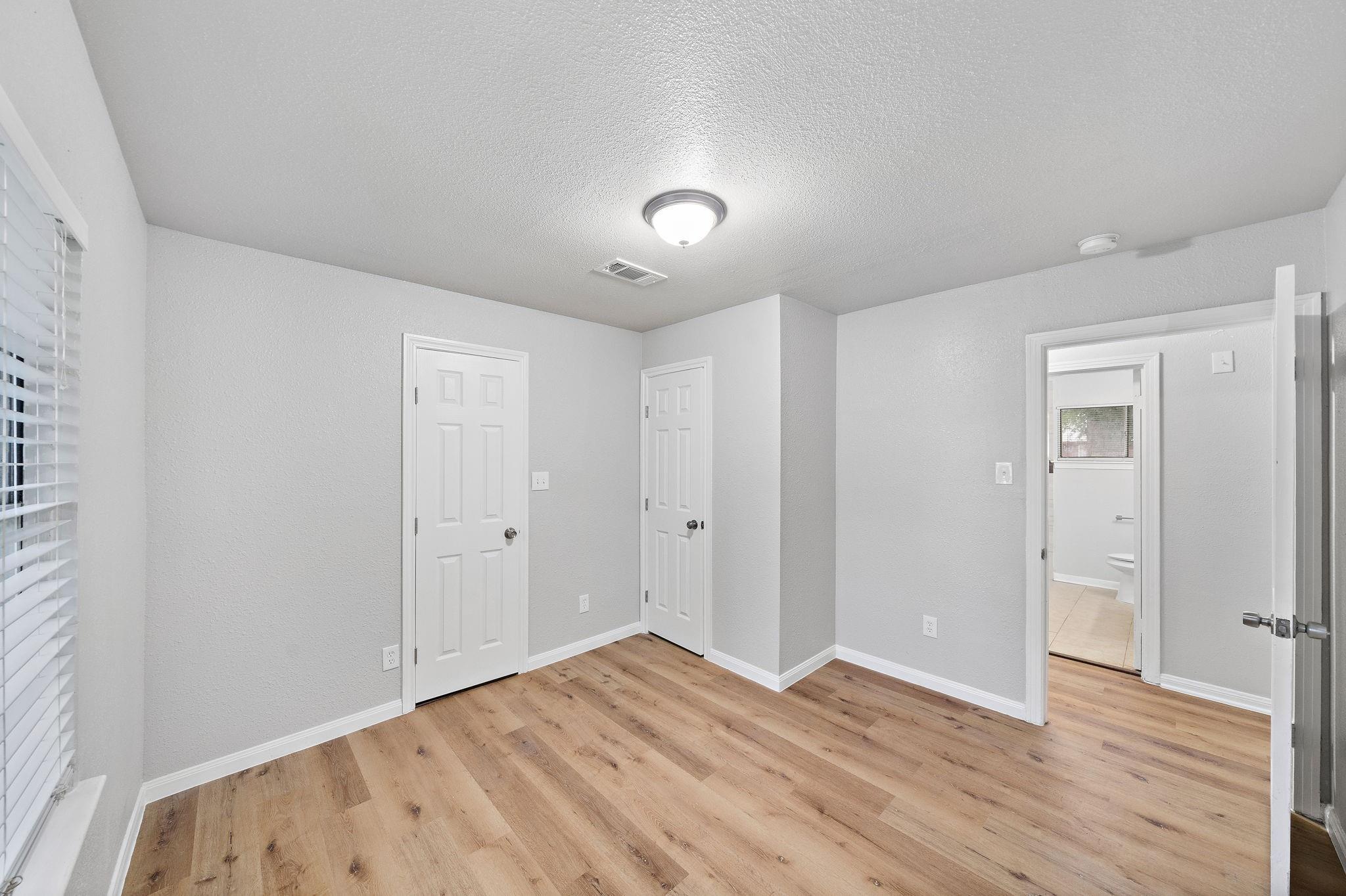 5814 Westover Street