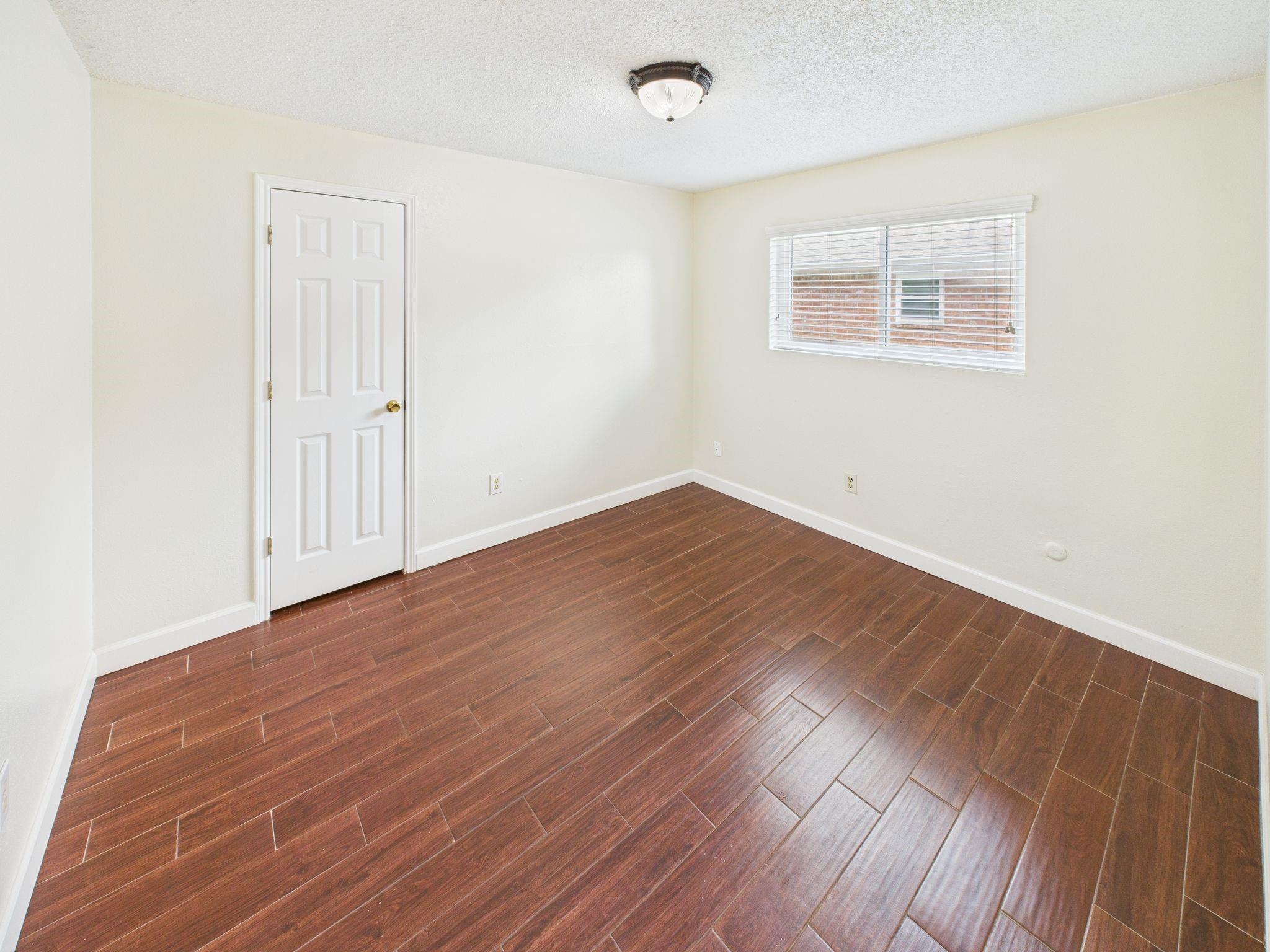 13010 Foxburo Drive, Houston