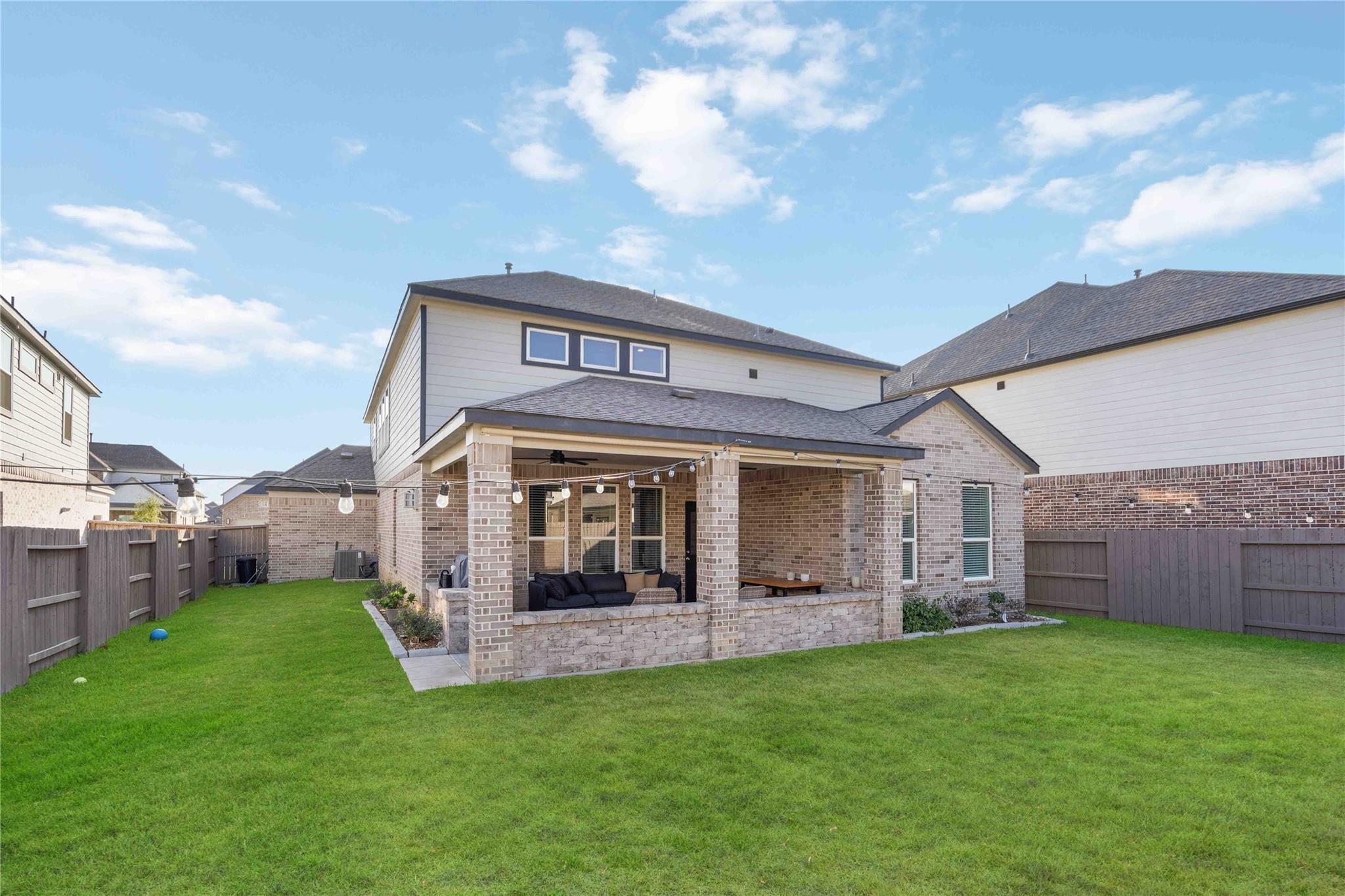 19715 Casa Brook Ln, Hockley