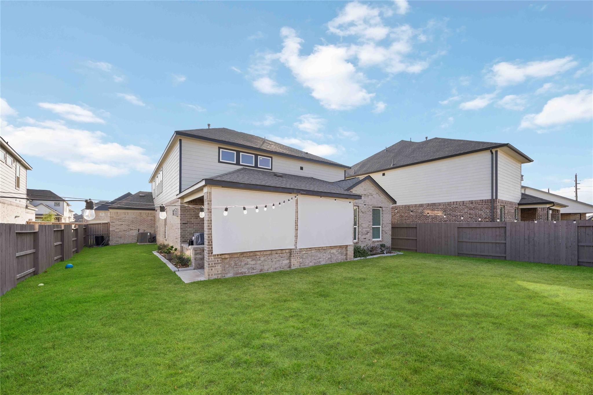 19715 Casa Brook Ln, Hockley