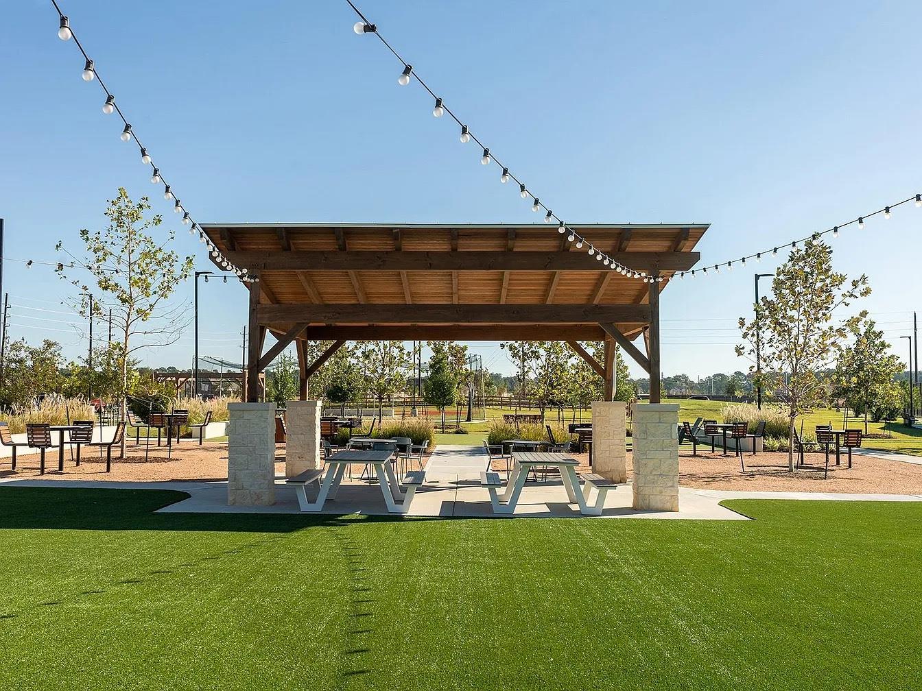 19715 Casa Brook Ln, Hockley