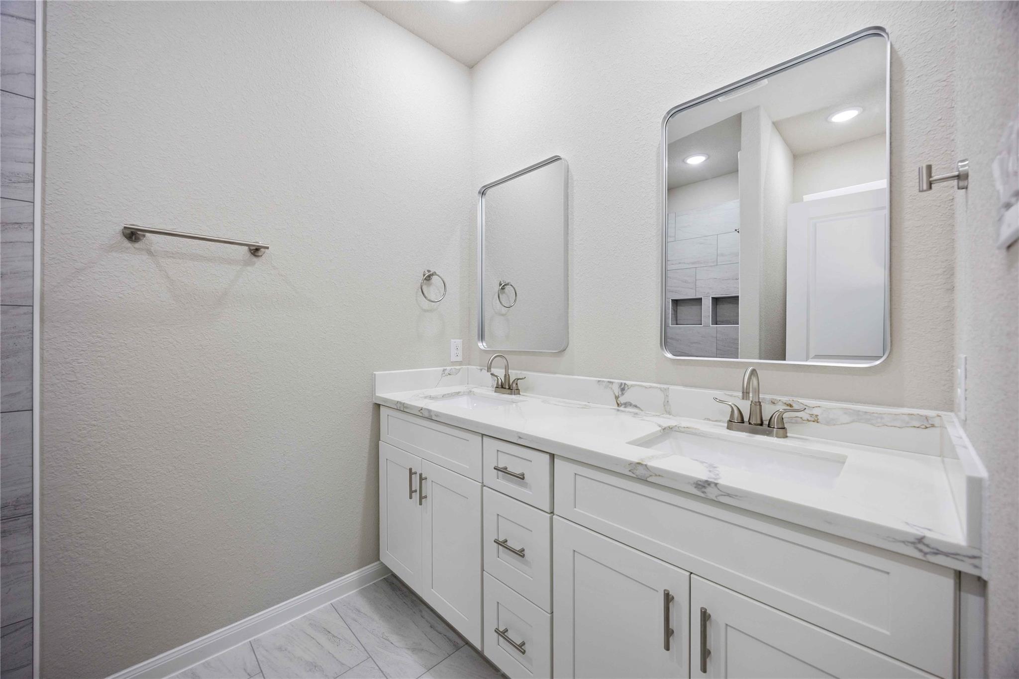 8004 Birmingham Street Unit: A/B