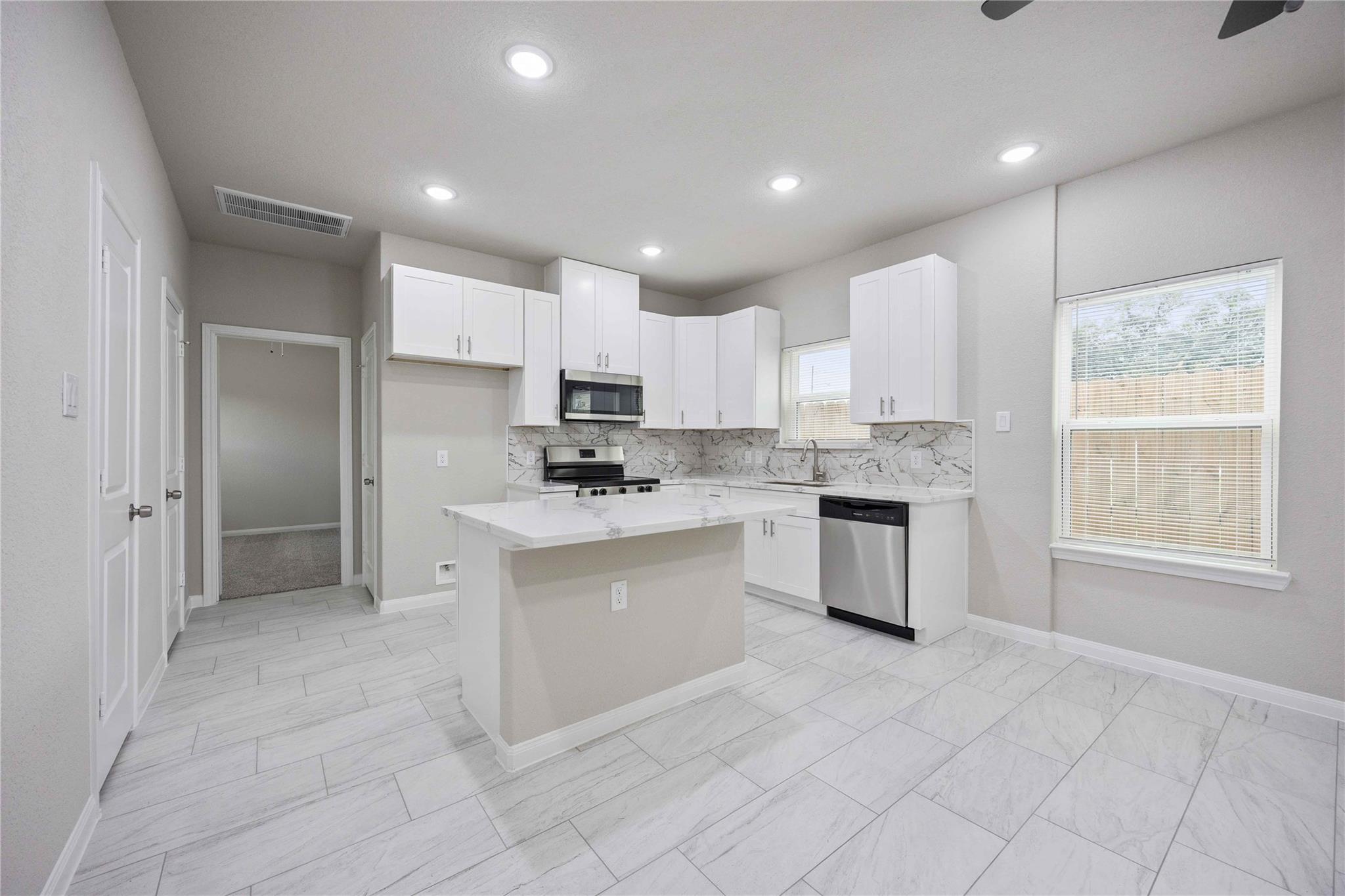 8004 Birmingham Street Unit: A/B