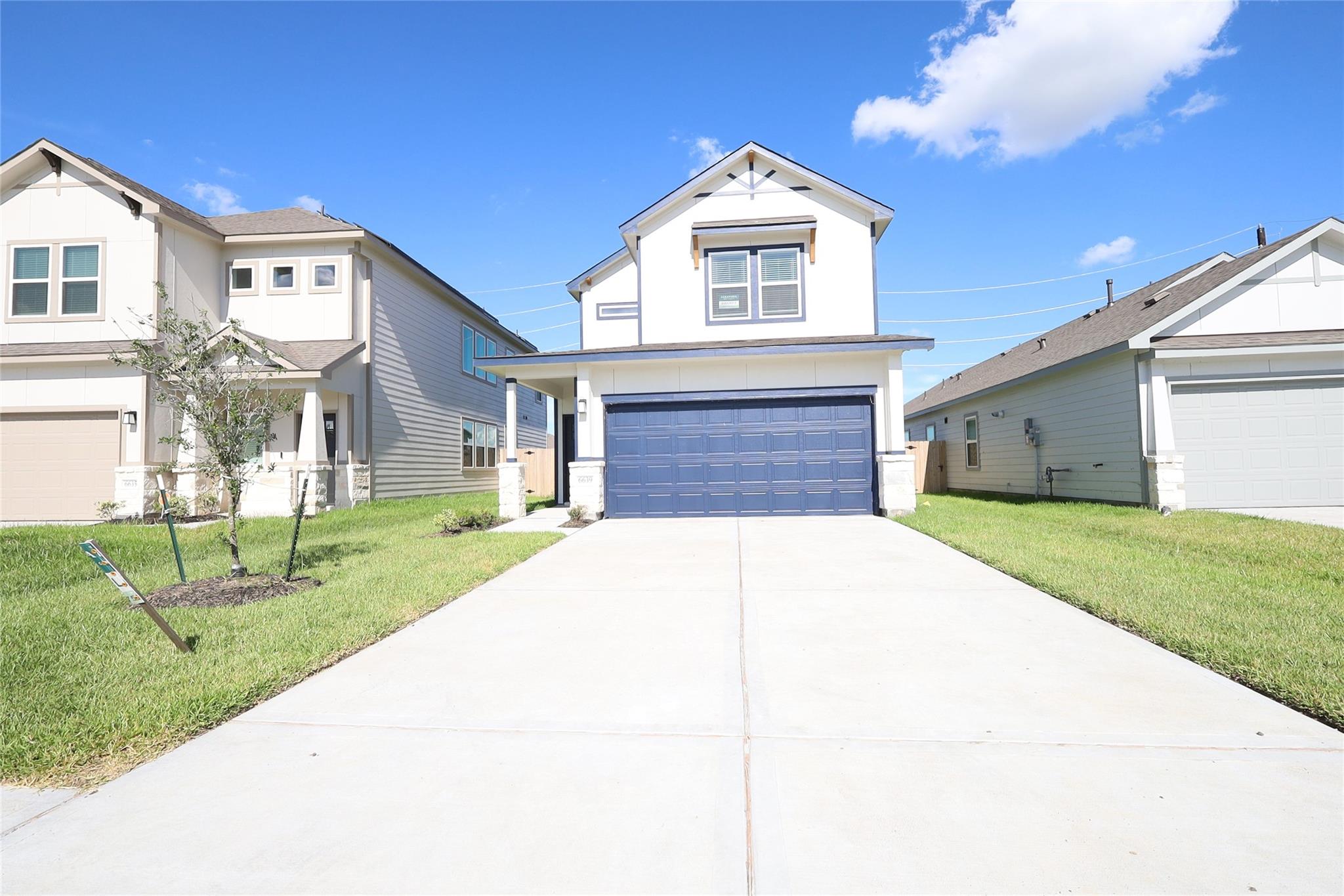 6639 Escondido Drive