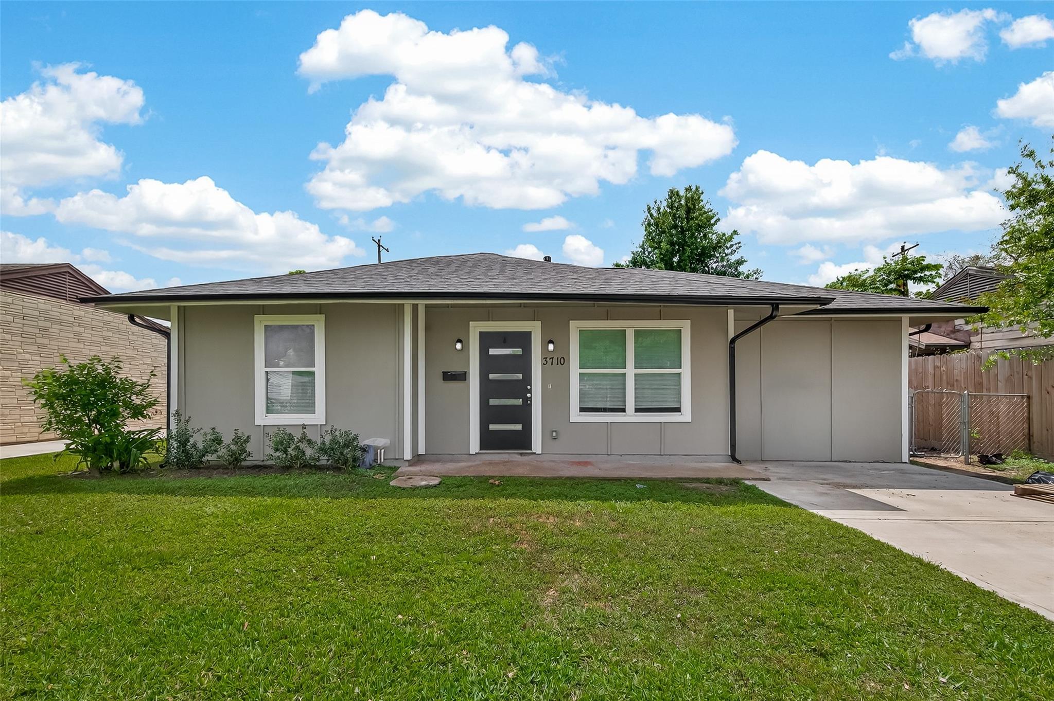3710 Daphne Street