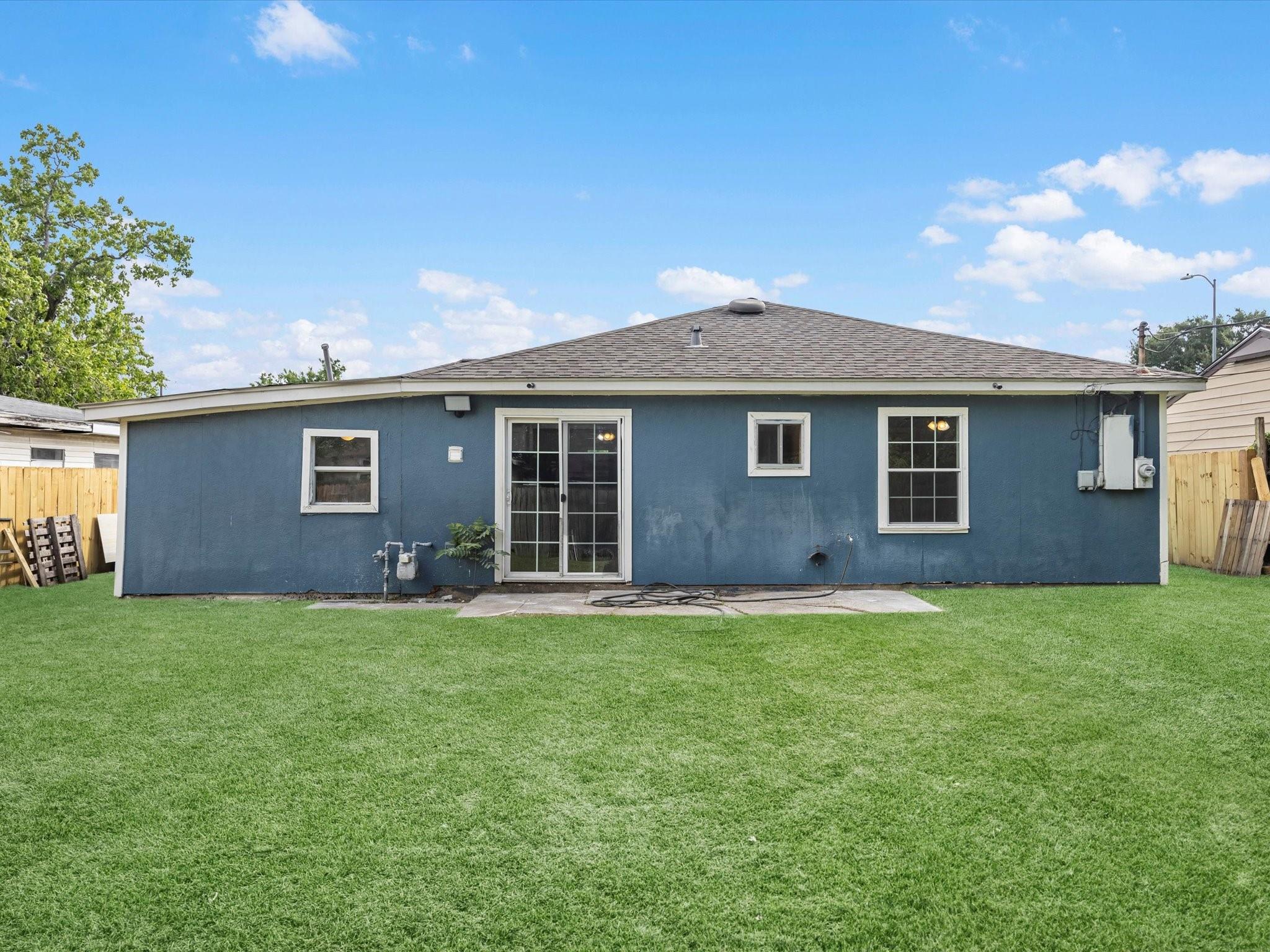 4218 Crenshaw Street