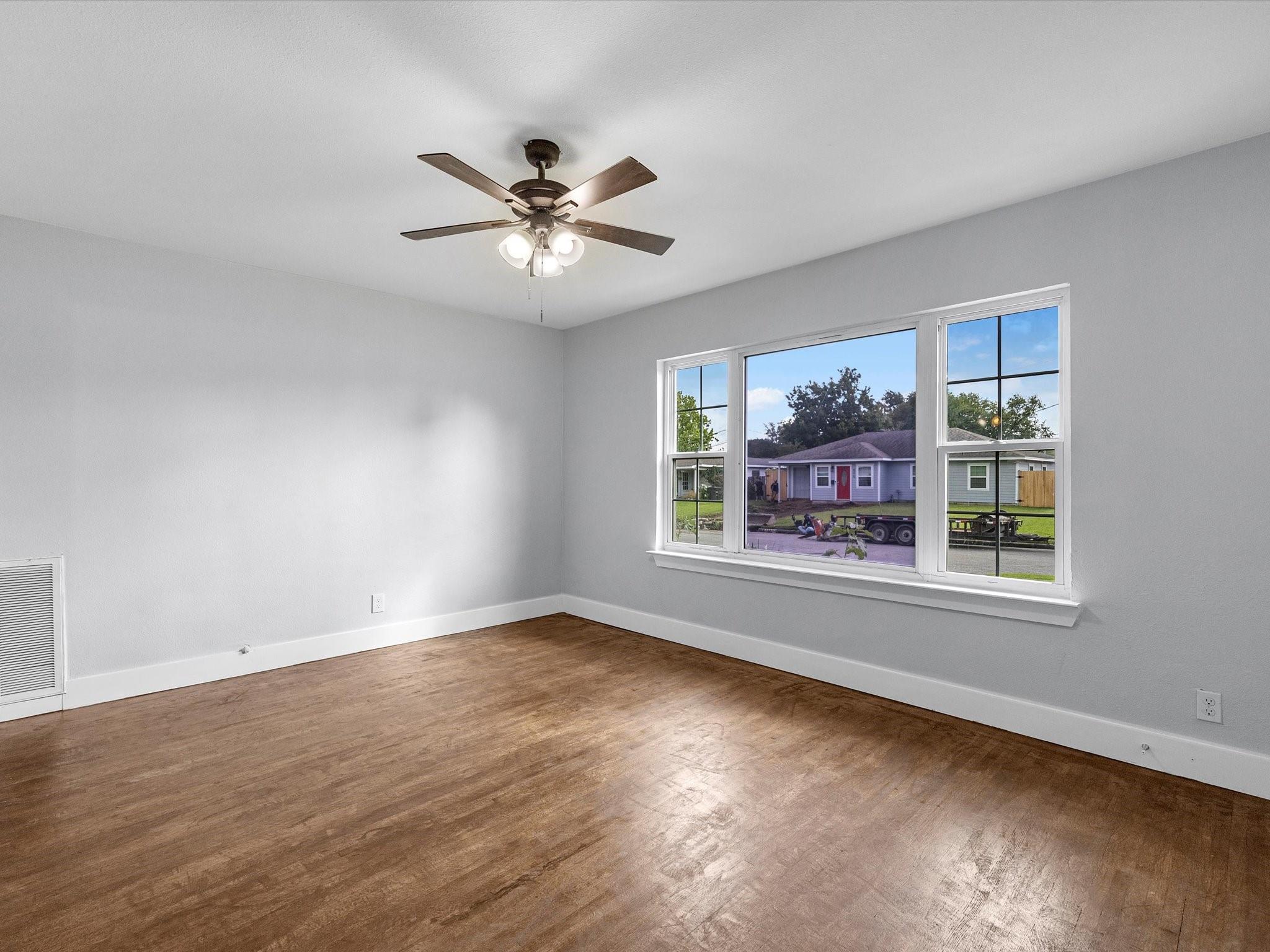 4218 Crenshaw Street