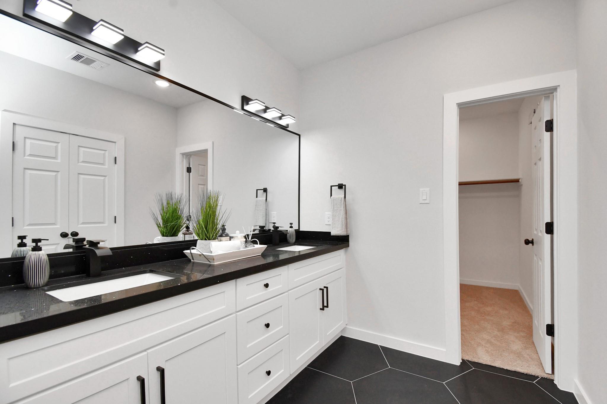 7926 Gladstone Street # B