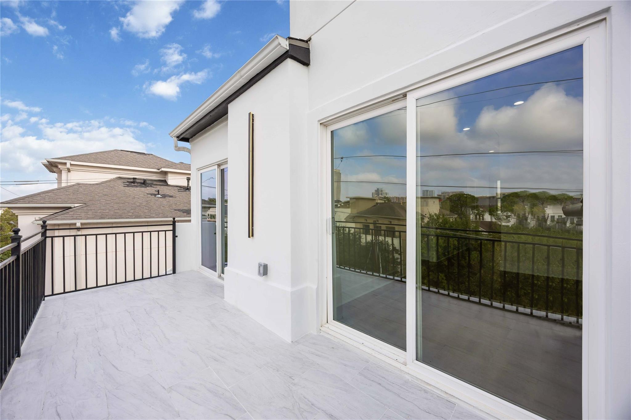 1413 Stanford Street