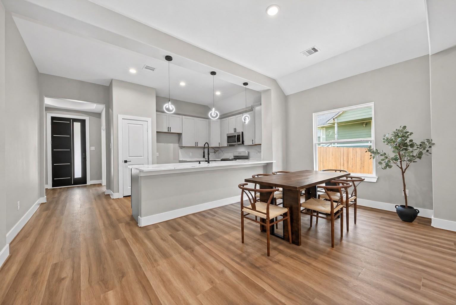 12431 Green Ridge Drive