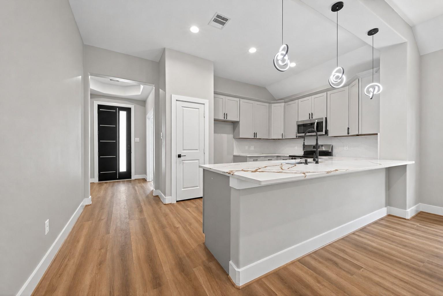 12431 Green Ridge Drive