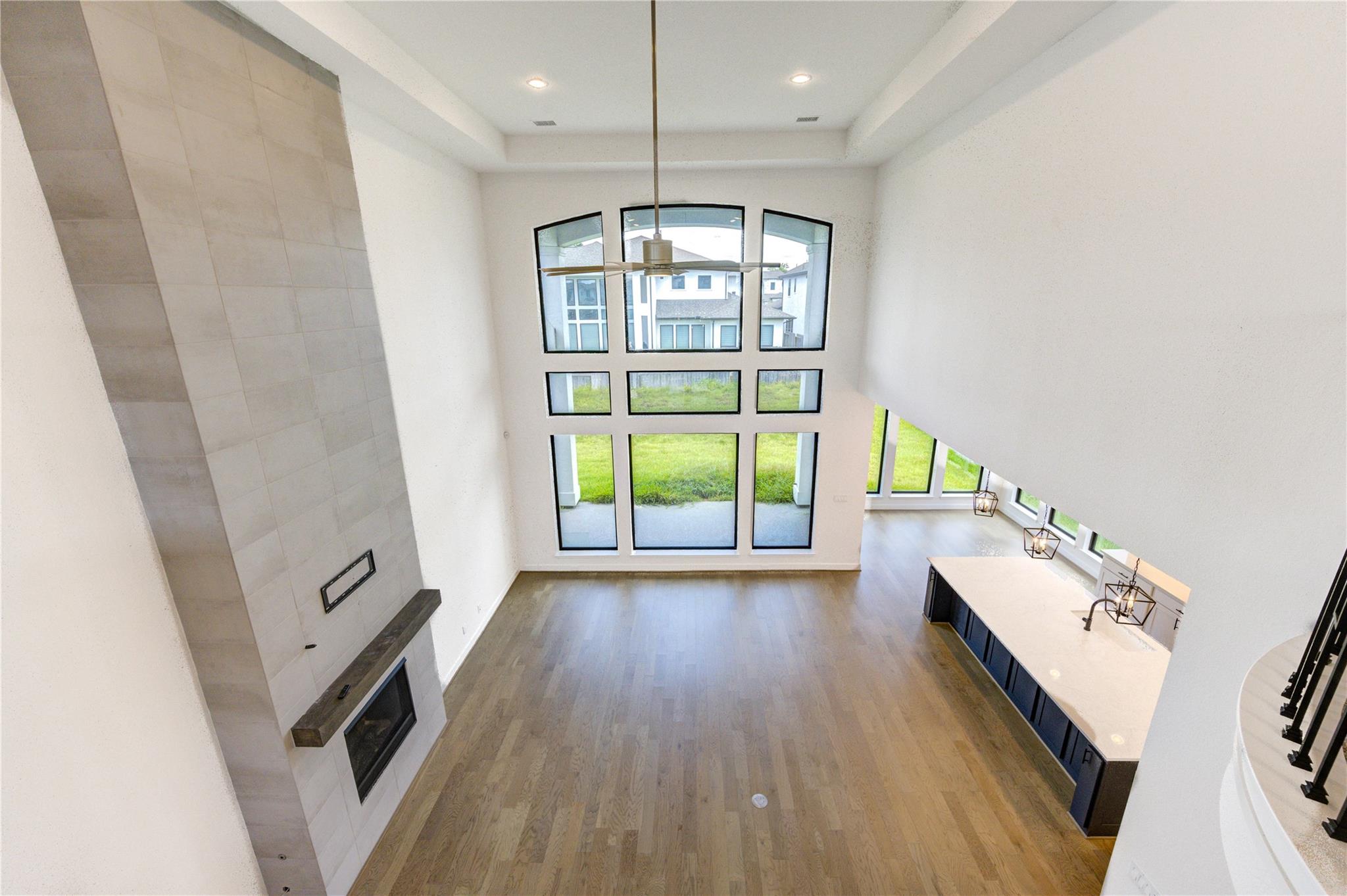9015 Orchard Cove