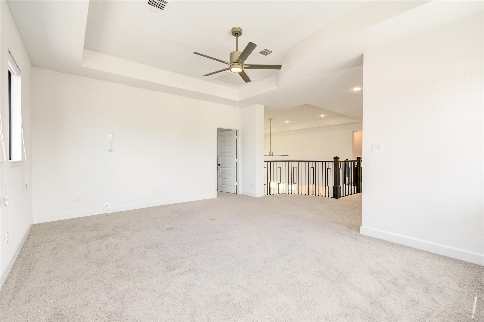 9015 Orchard Cove