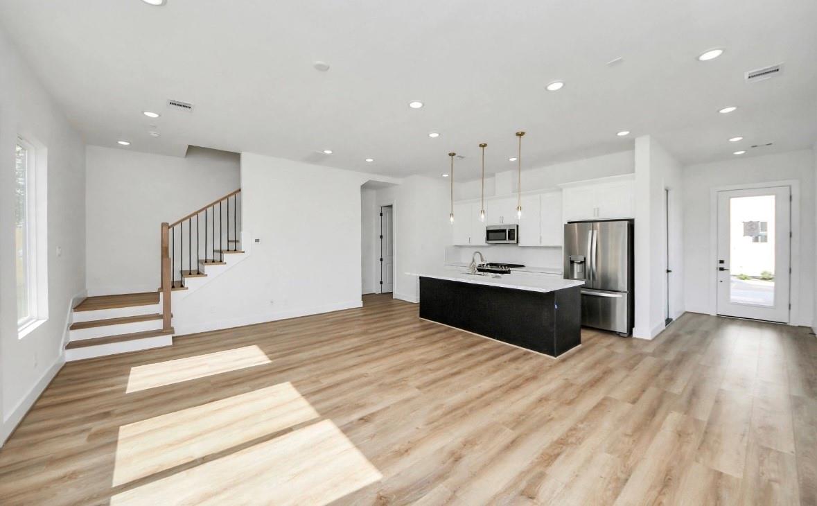 2428 Harrington Street