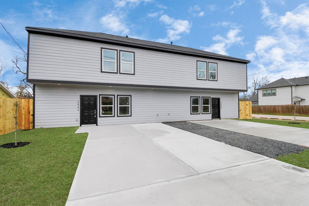 2443 Lucky Street