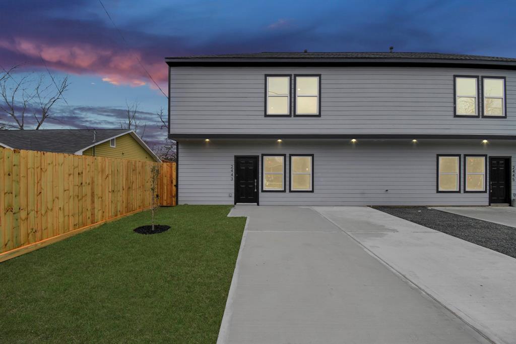 2443 Lucky Street