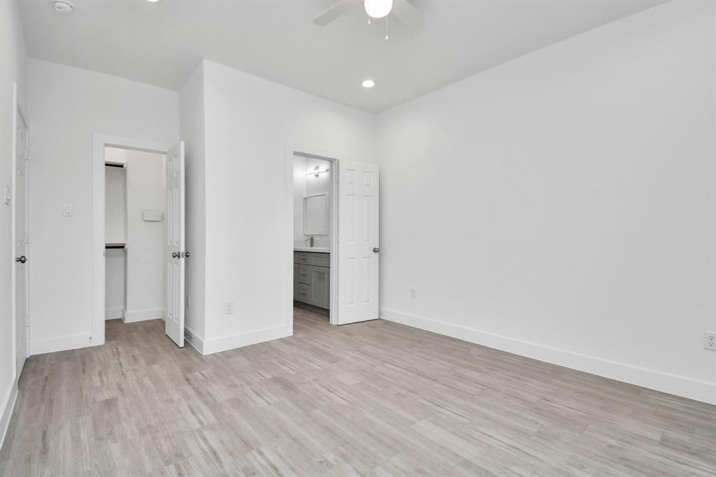 2443 Lucky Street