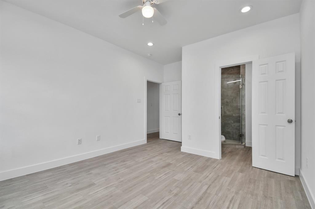 2443 Lucky Street
