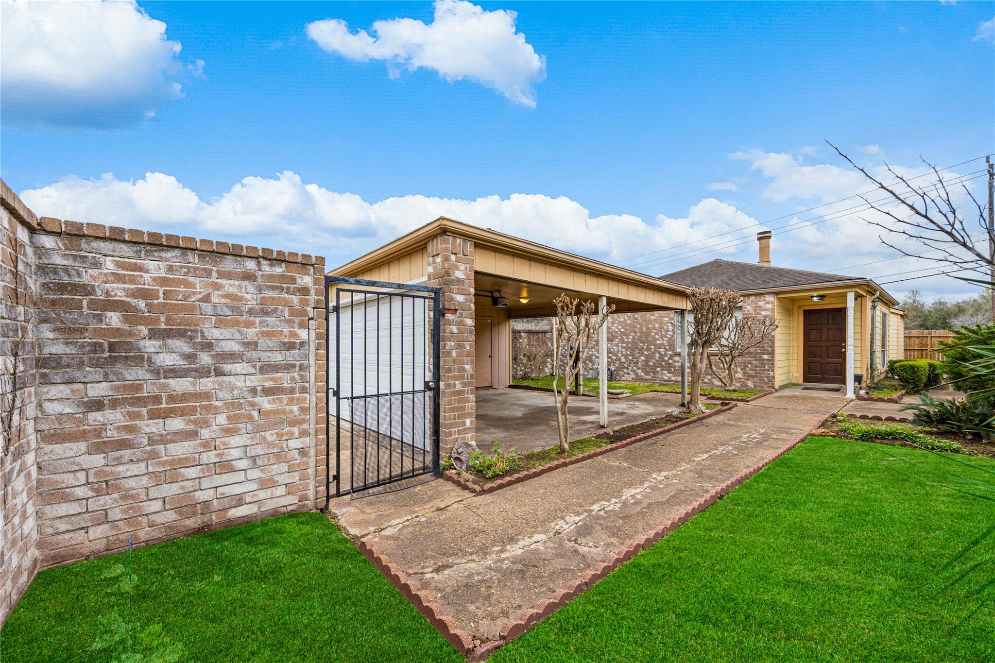 9206 Homeland Drive
