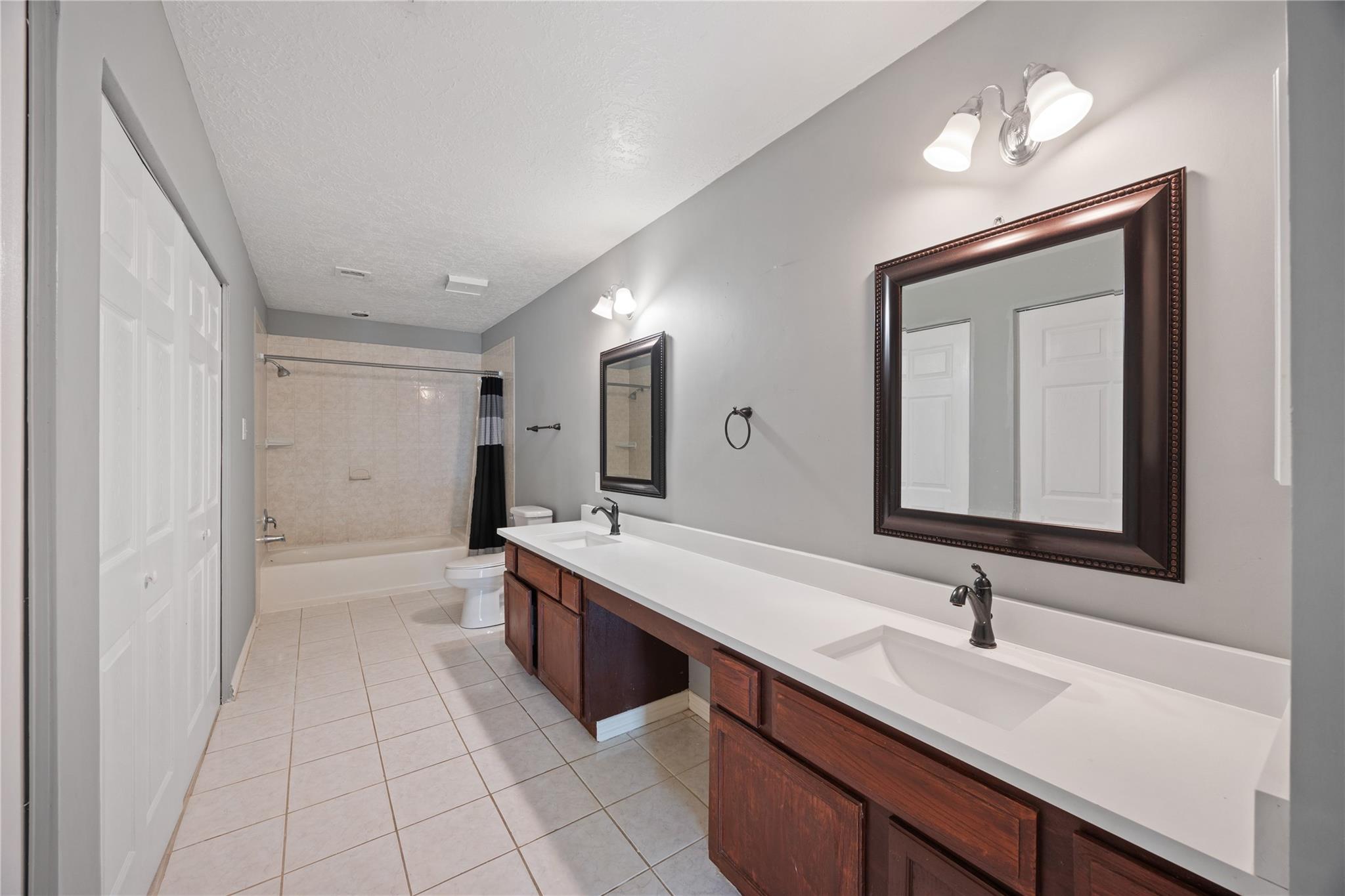 9206 Homeland Drive