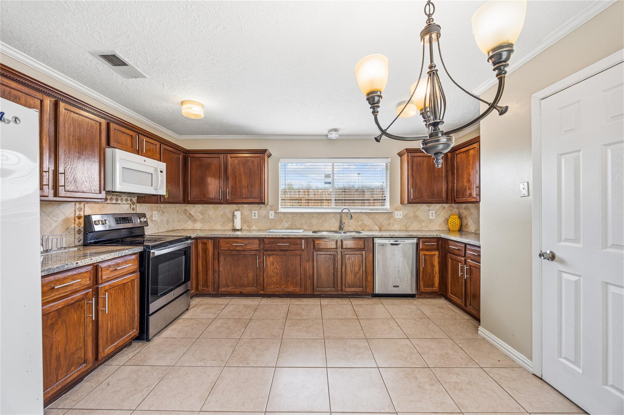 9206 Homeland Drive