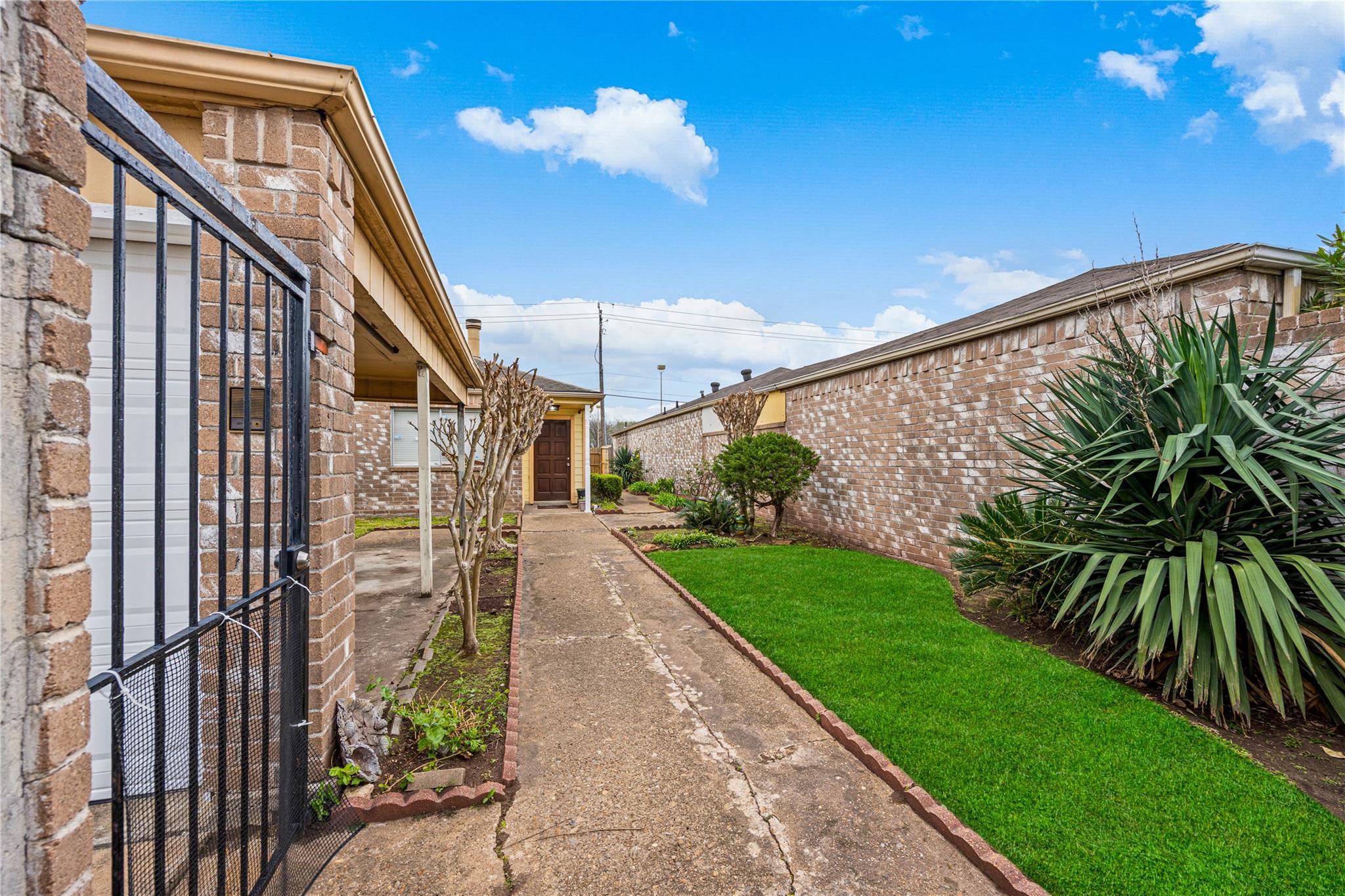 9206 Homeland Drive