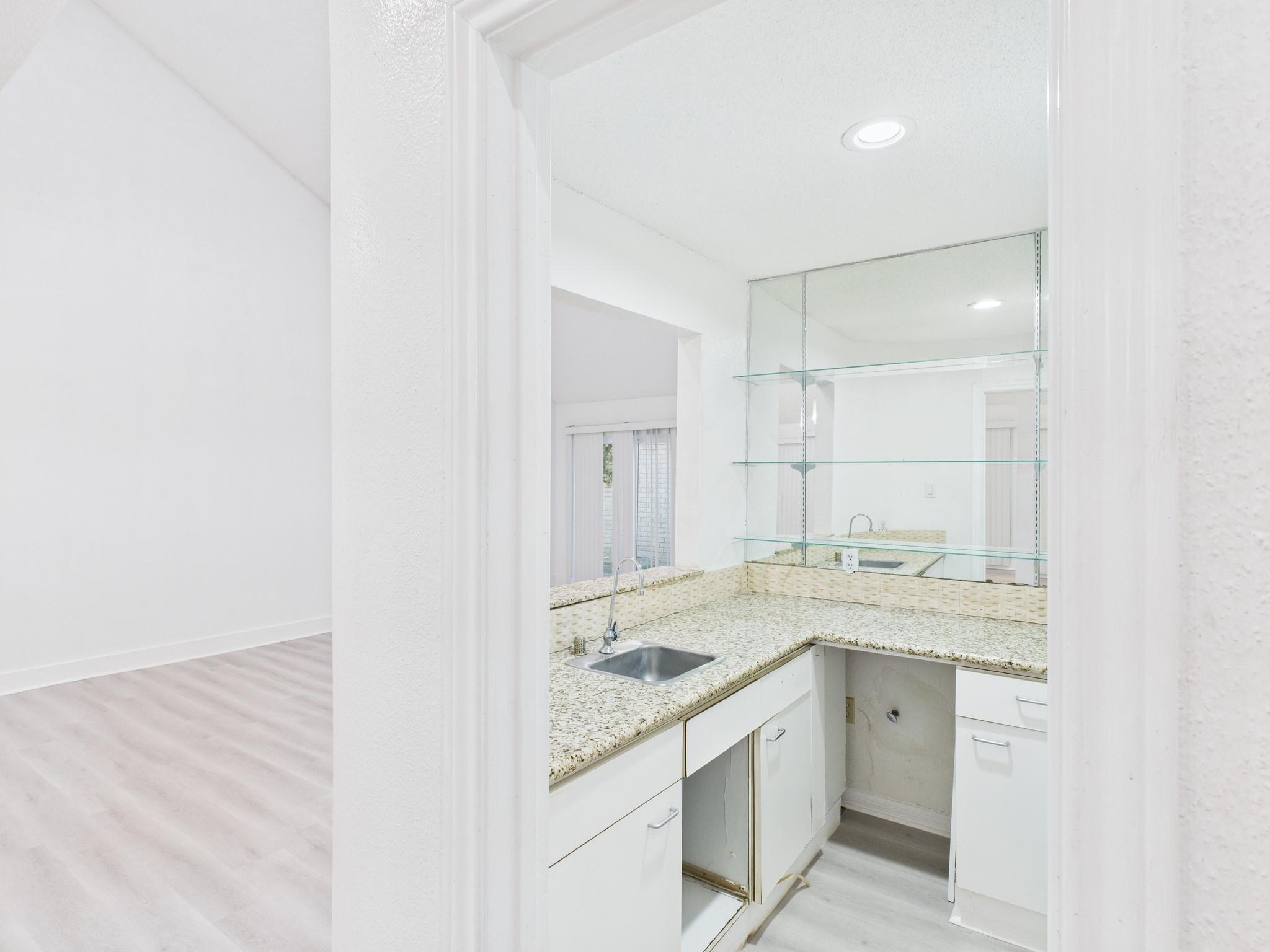 7610 Hopewell Lane