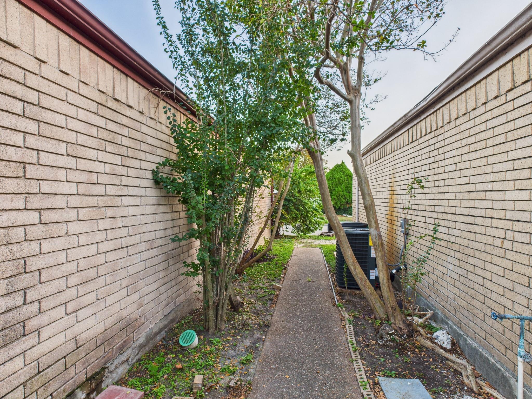 7610 Hopewell Lane