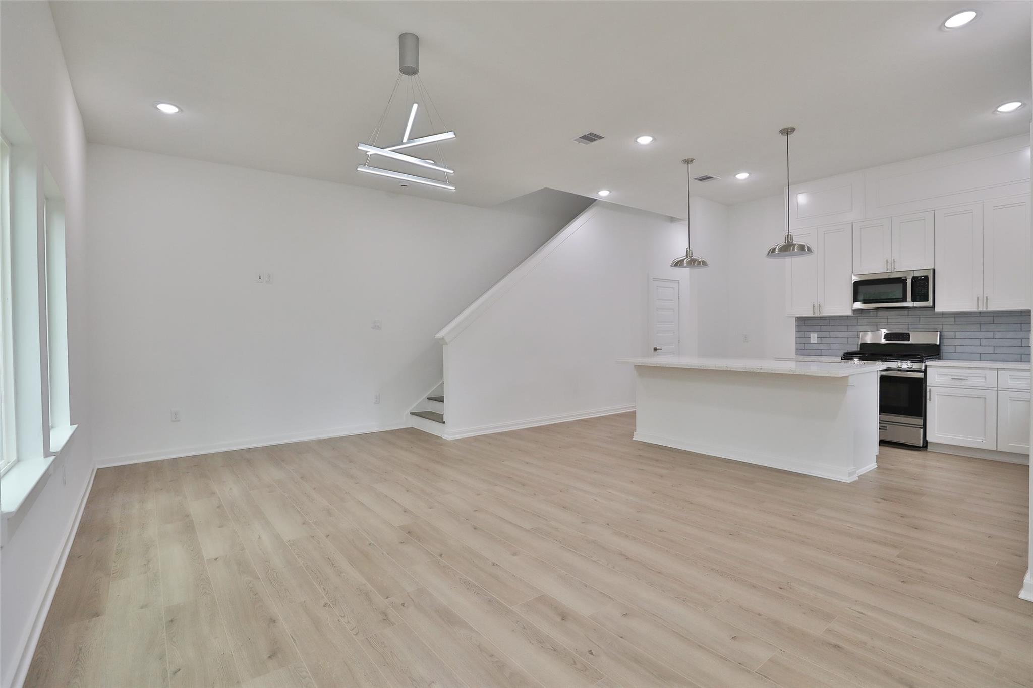 9345 Lavender Street, North Houston