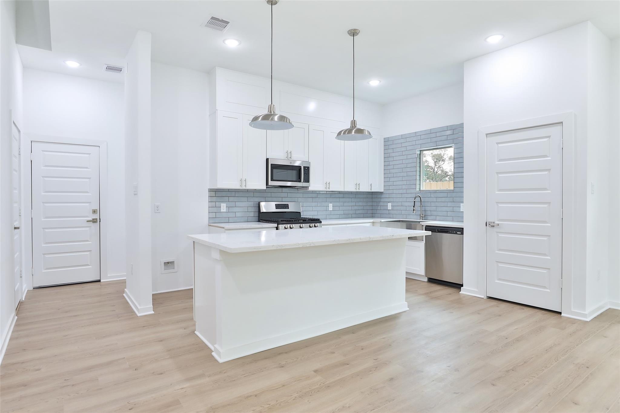 9345 Lavender Street, North Houston