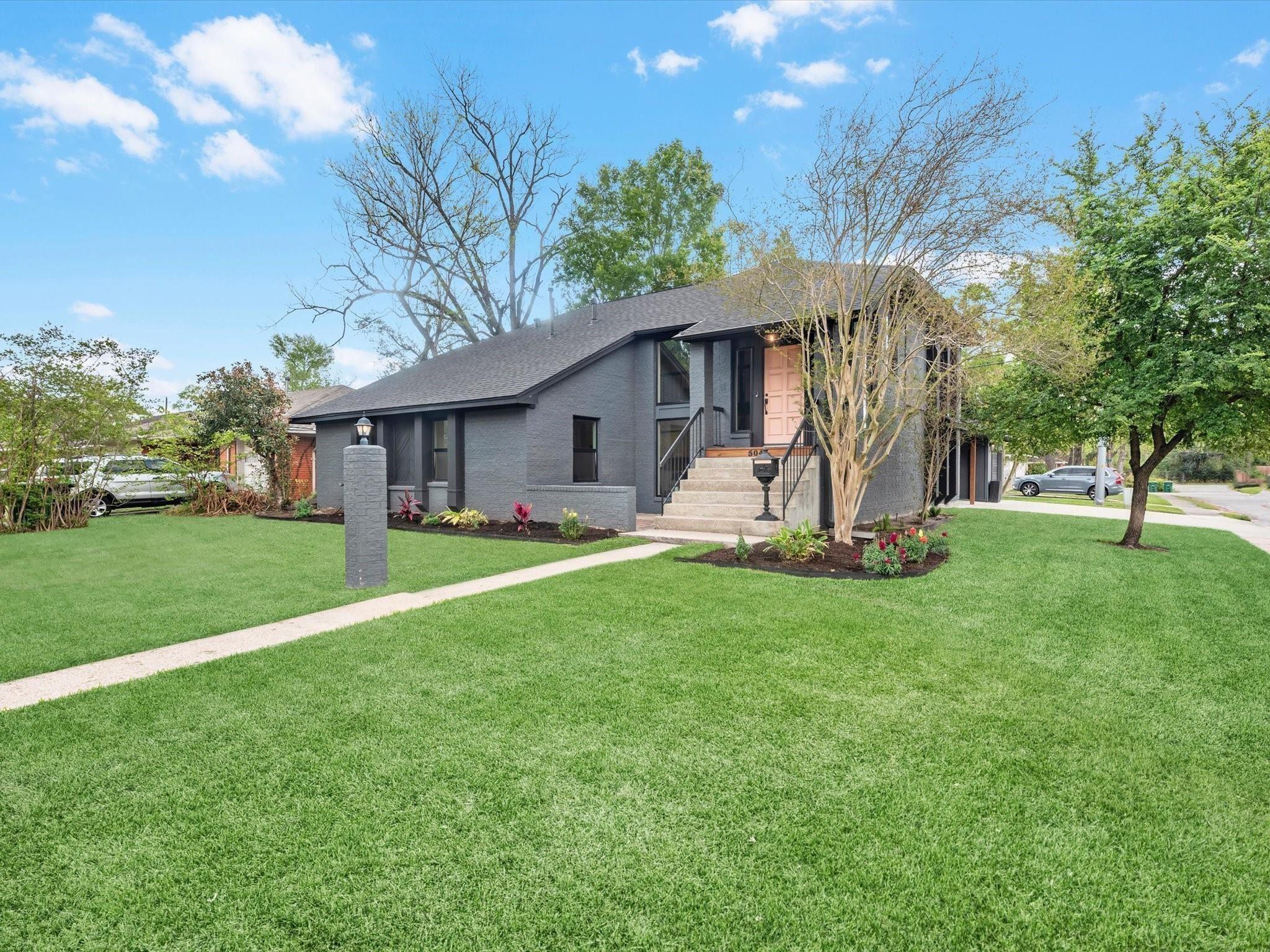 5041 Nina Lee Lane
