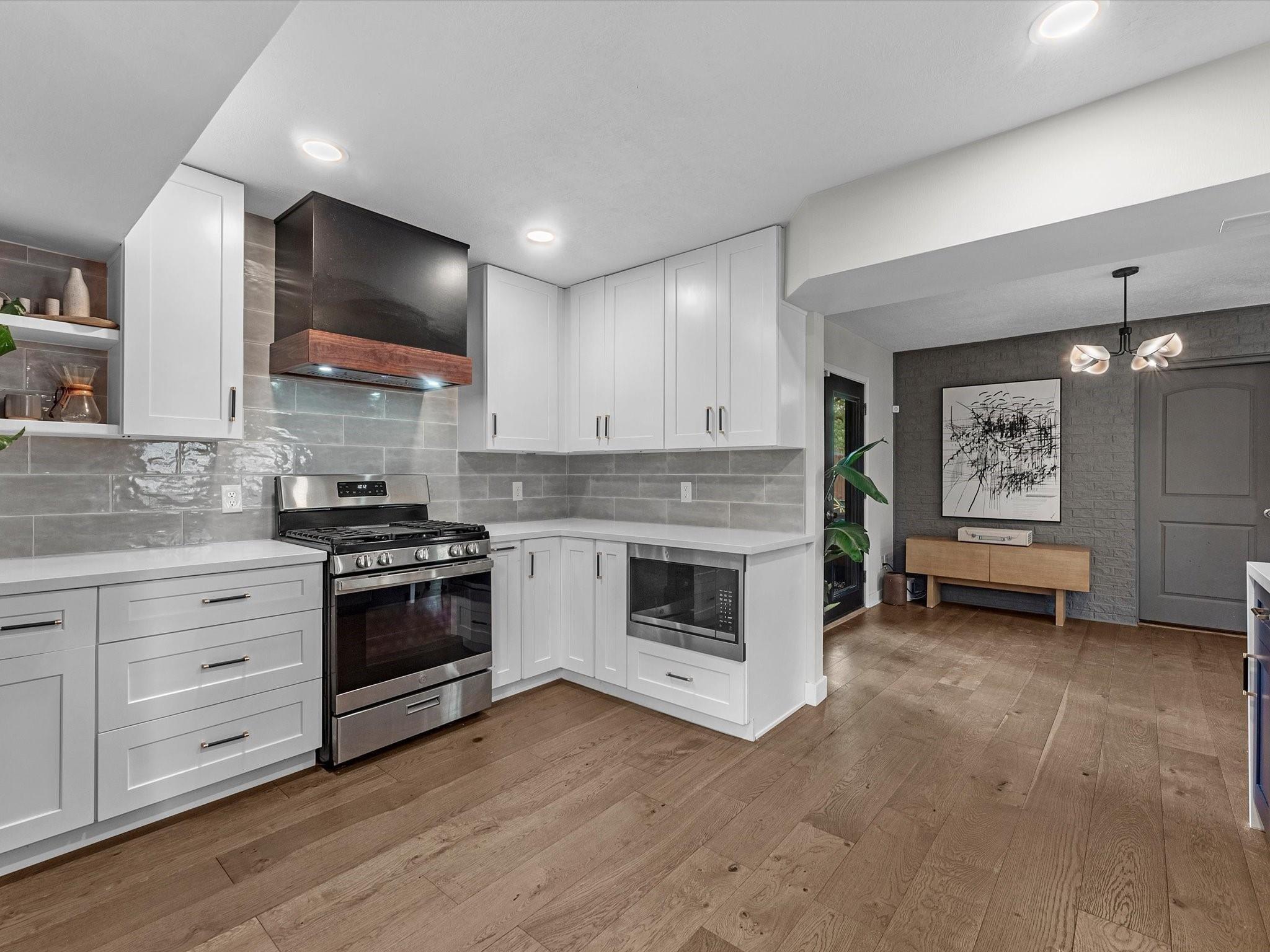 5041 Nina Lee Lane