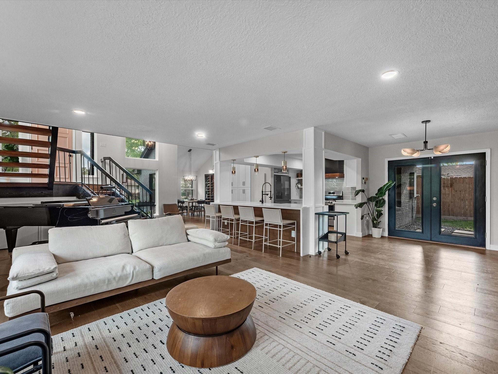 5041 Nina Lee Lane