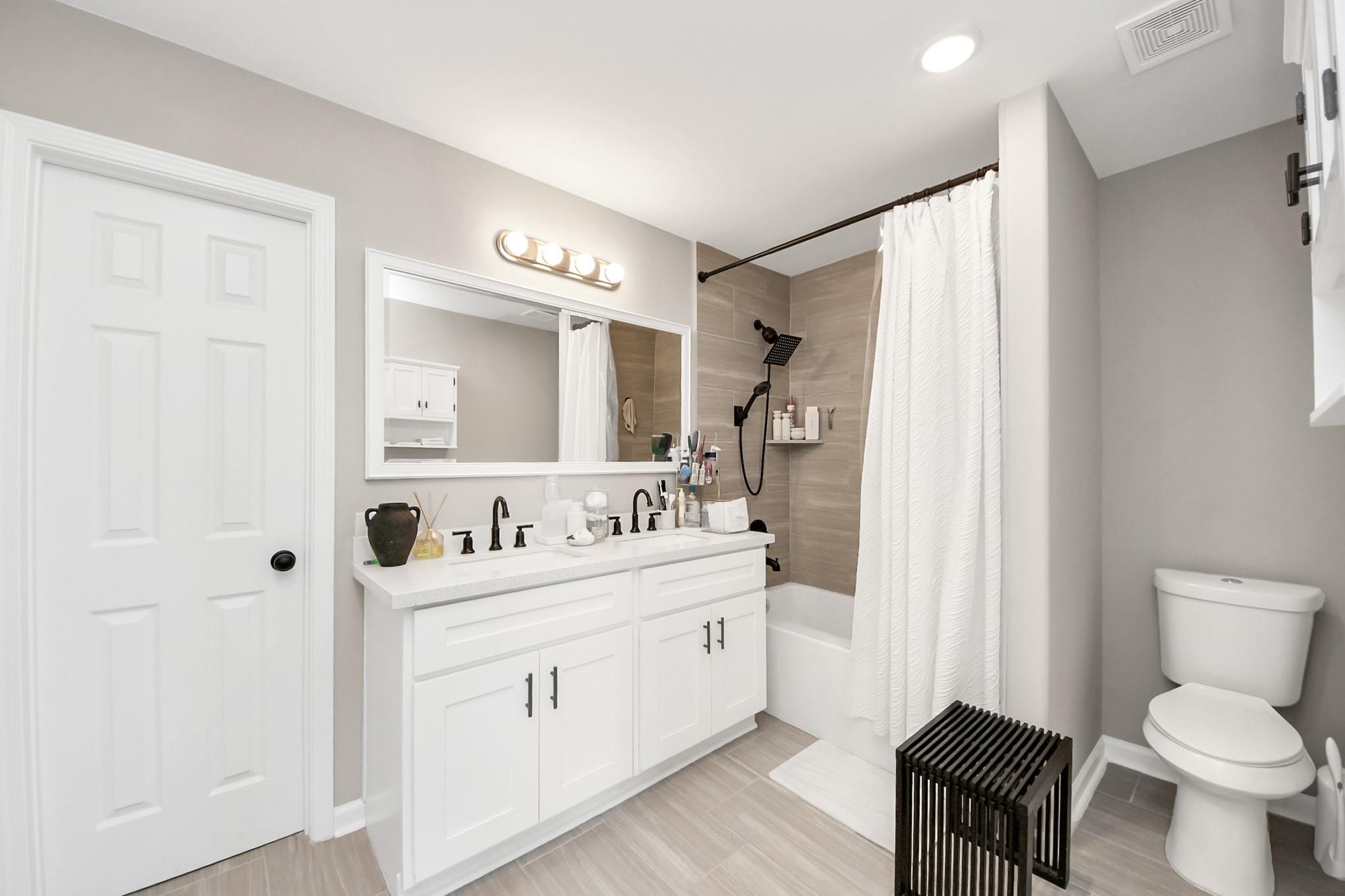 7963 Birmingham Street