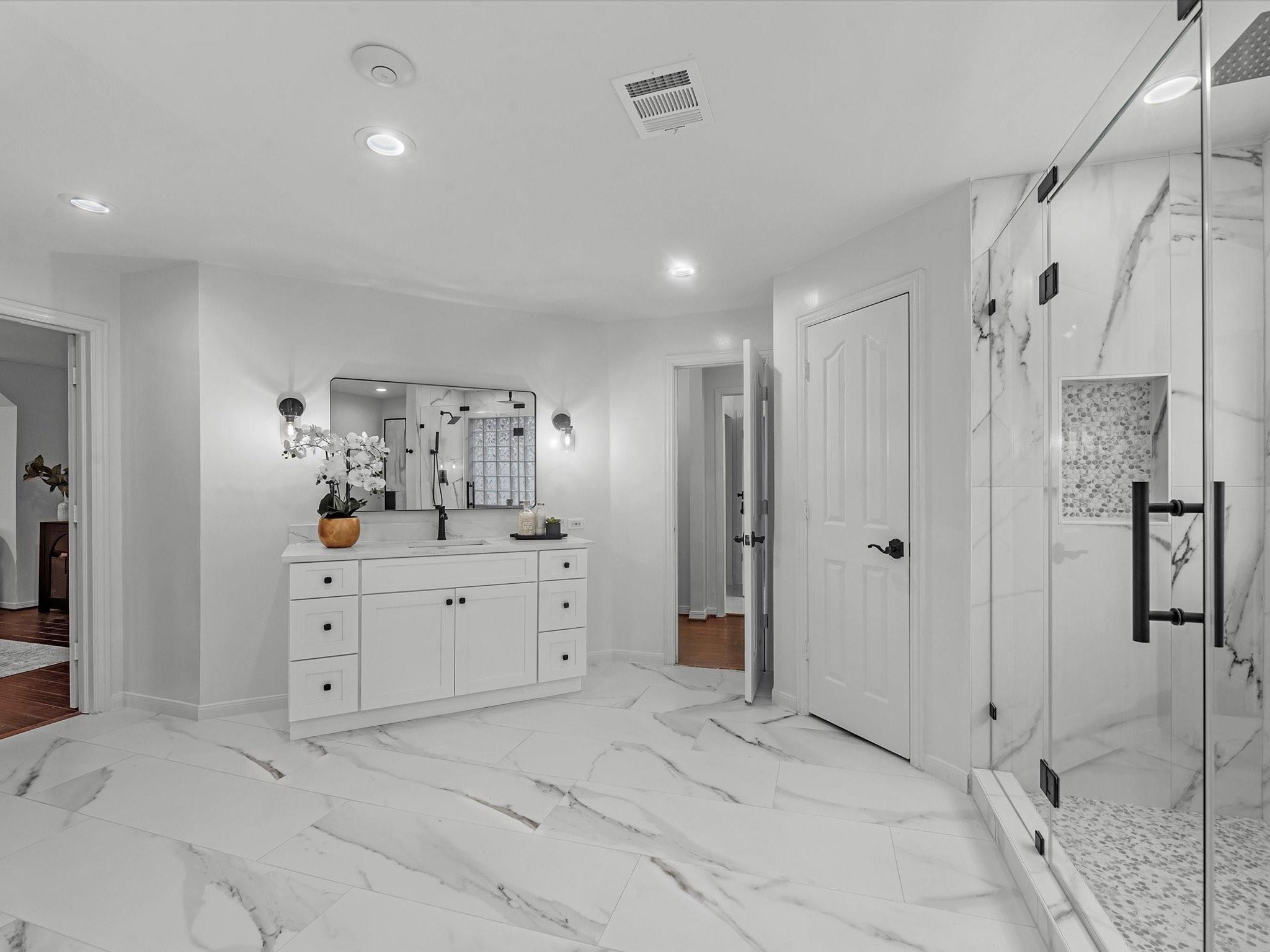3346 Parkwood Dr