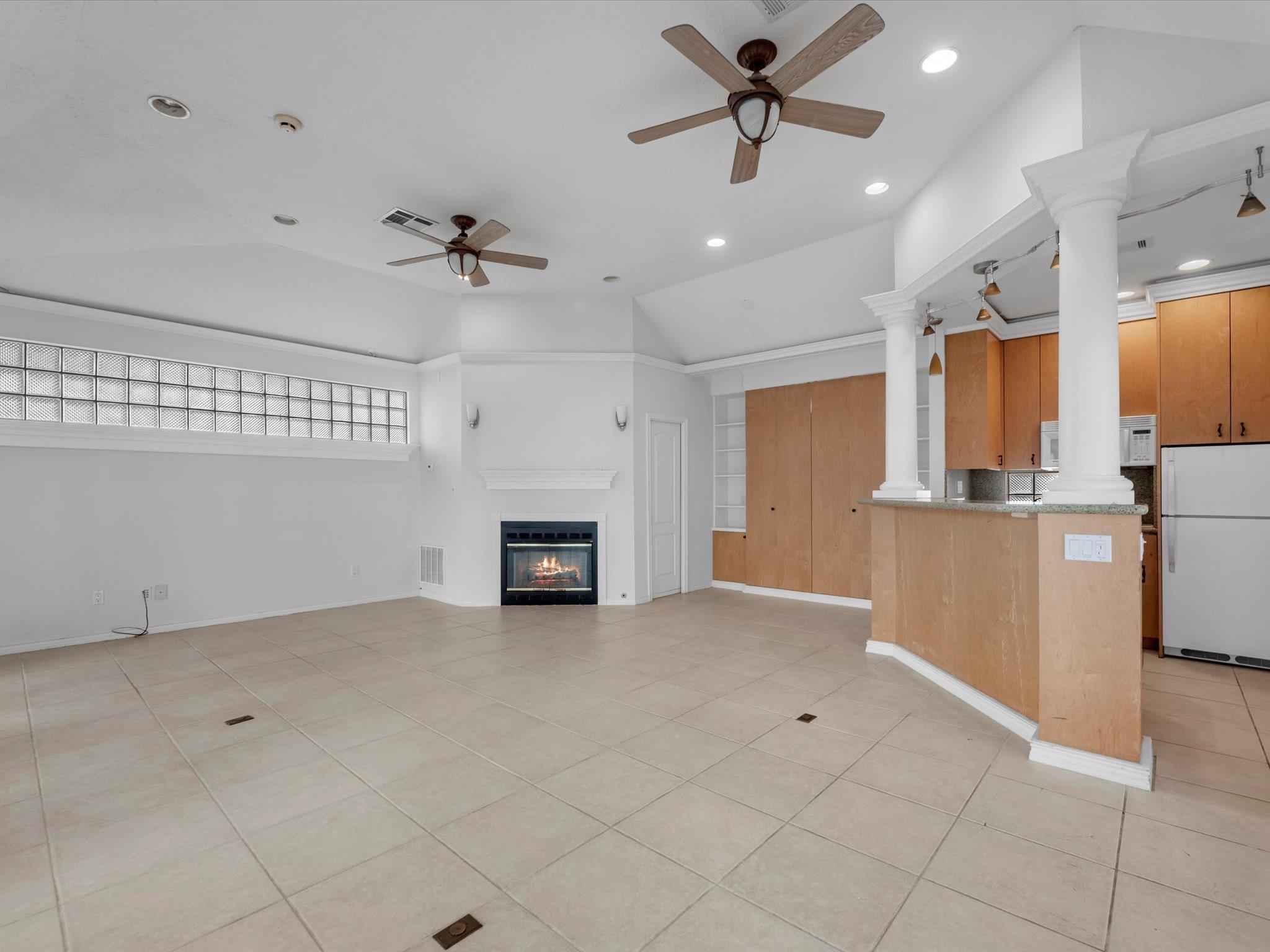 3346 Parkwood Dr