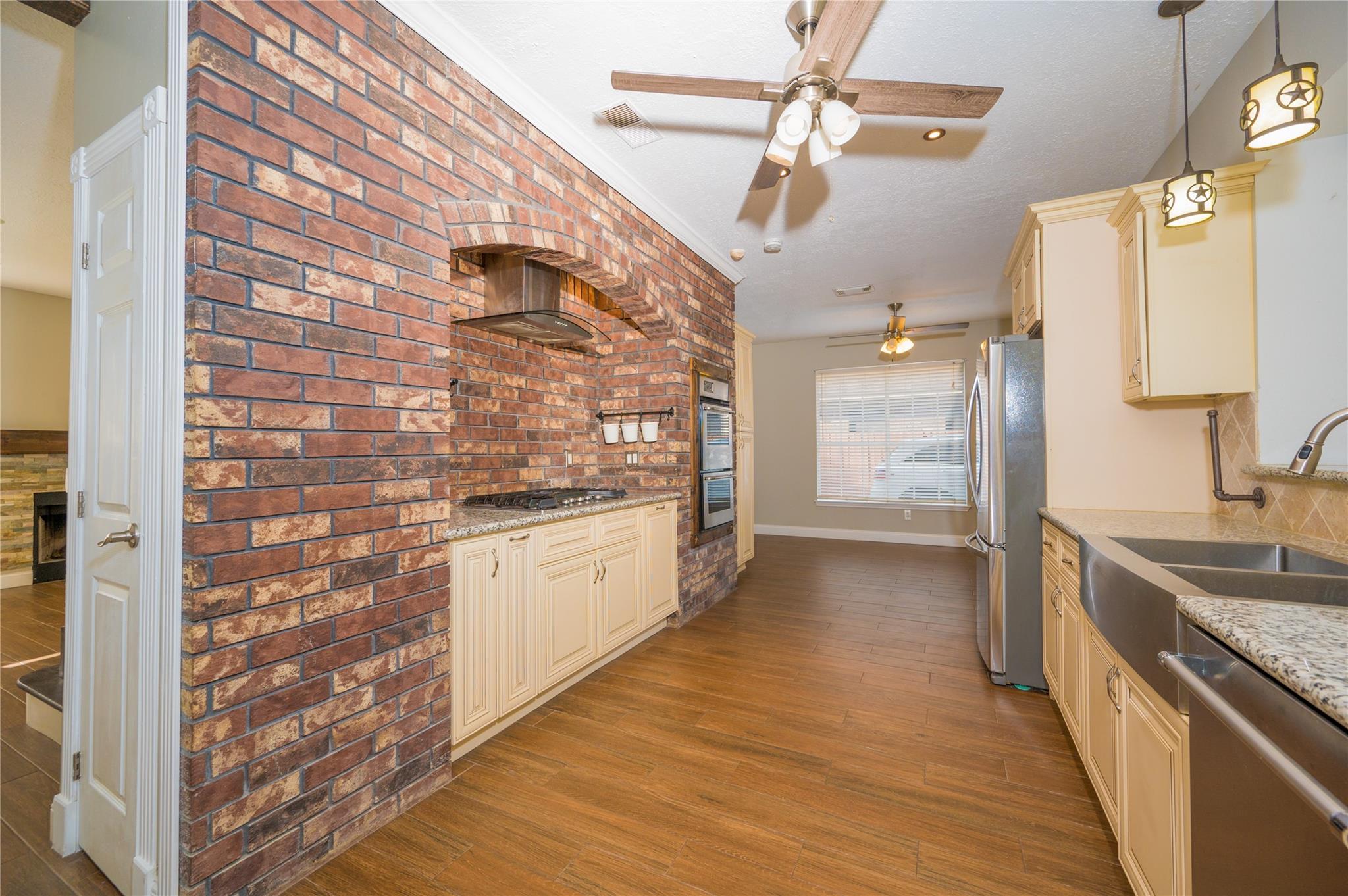 6010 E Stoneygrove Loop, Houston