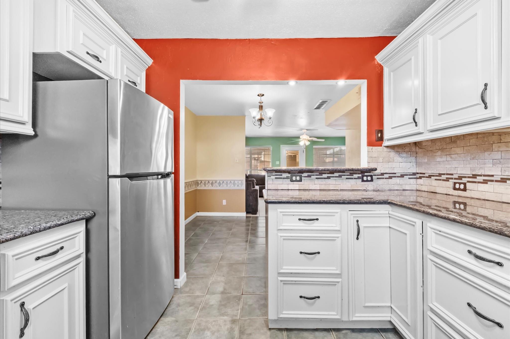 1025 Willow Oaks Circle