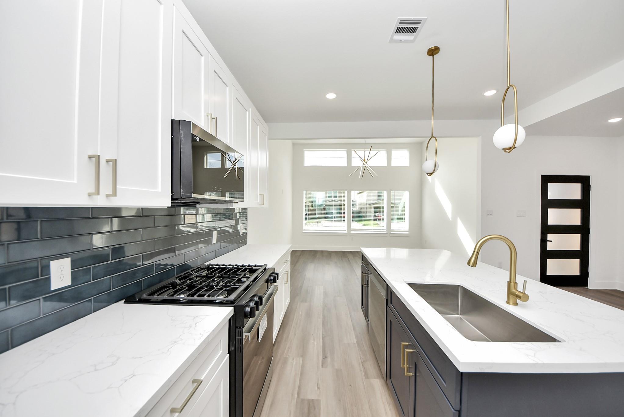 8106 Locksley Street