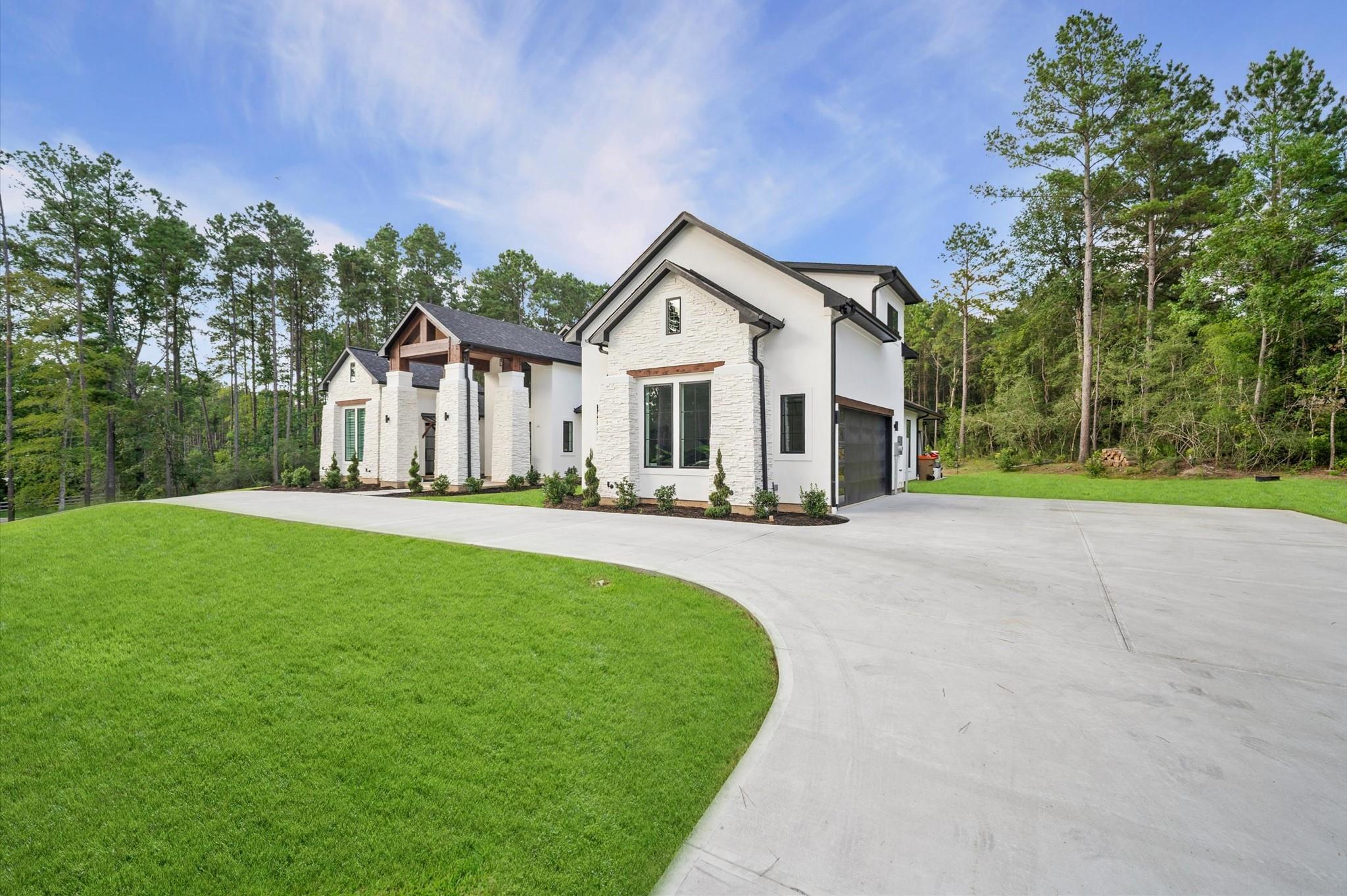 437 Sundog Road